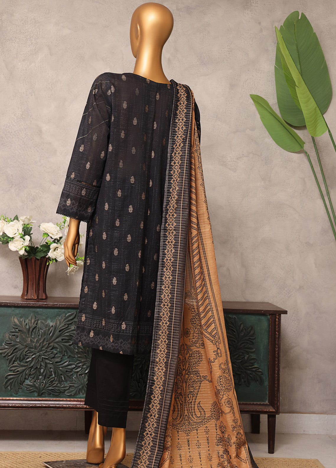 Majestic By HZ Textile Embroidered Jacquard 3 Piece Unstitched Suit HZ25M MJE-11 Majestic By HZ Textile Embroidered Jacquard 3 Piece Unstitched Suit HZ25M MJE-11