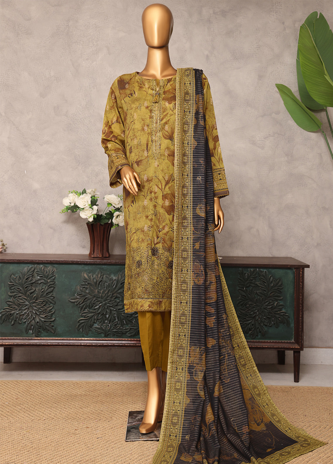 Majestic By HZ Textile Embroidered Jacquard 3 Piece Unstitched Suit HZ25M MJE-17 Majestic By HZ Textile Embroidered Jacquard 3 Piece Unstitched Suit HZ25M MJE-17