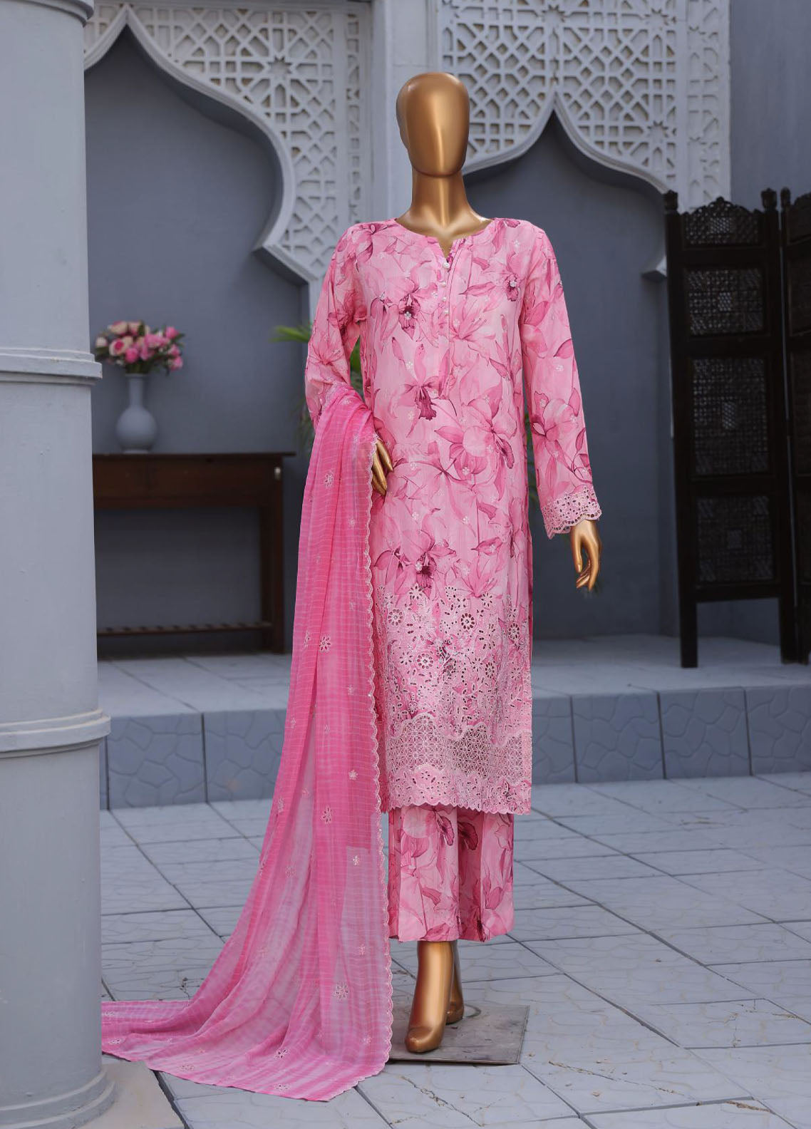 Majestic By HZ Textile Embroidered Khaddar 3 Piece Stitched Suit HZ25MT&D D-018 Majestic By HZ Textile Embroidered Khaddar 3 Piece Stitched Suit HZ25MT&D D-018