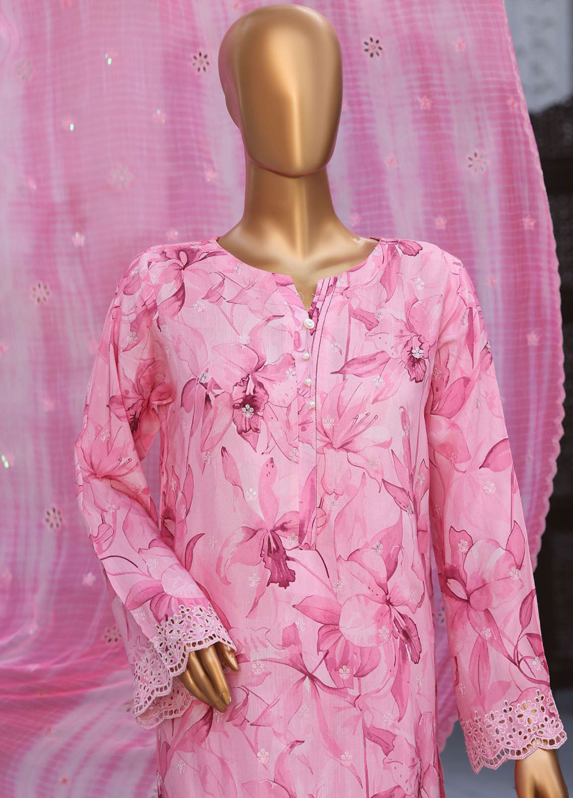 Majestic By HZ Textile Embroidered Khaddar 3 Piece Stitched Suit HZ25MT&D D-018 Majestic By HZ Textile Embroidered Khaddar 3 Piece Stitched Suit HZ25MT&D D-018