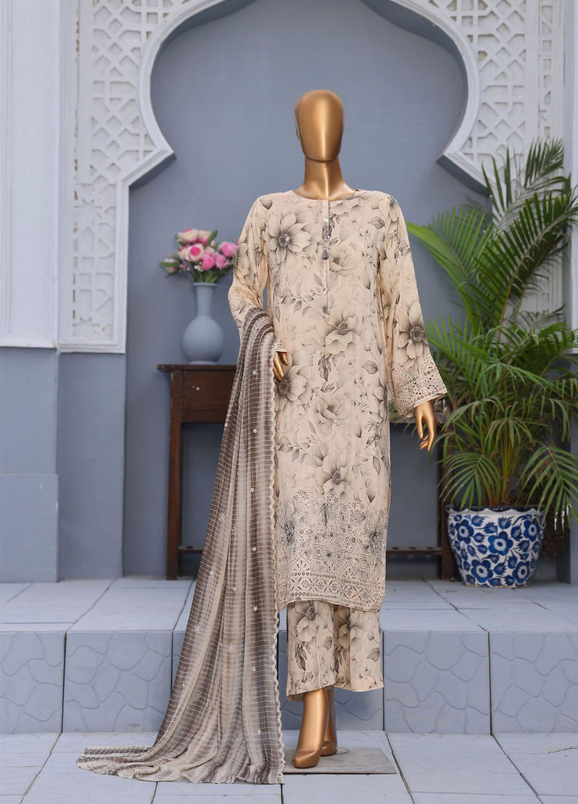 Majestic By HZ Textile Embroidered Khaddar 3 Piece Stitched Suit HZ25MT&D D-020 Majestic By HZ Textile Embroidered Khaddar 3 Piece Stitched Suit HZ25MT&D D-020