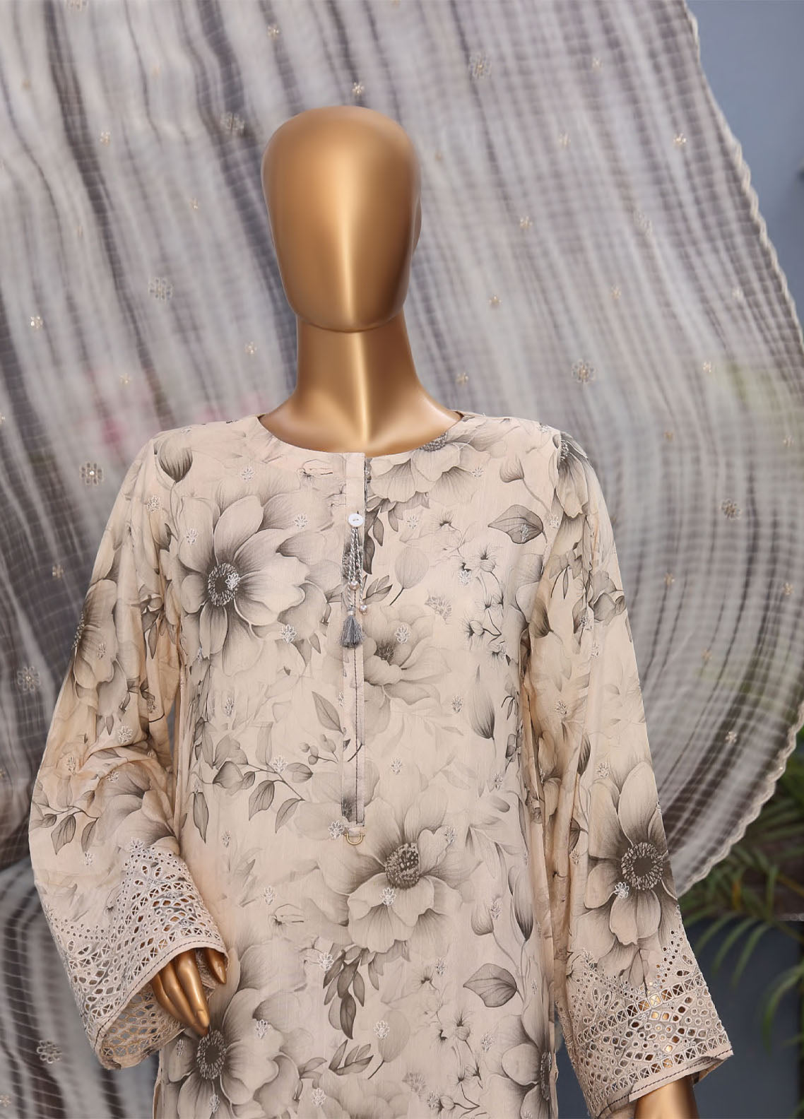 Majestic By HZ Textile Embroidered Khaddar 3 Piece Stitched Suit HZ25MT&D D-020 Majestic By HZ Textile Embroidered Khaddar 3 Piece Stitched Suit HZ25MT&D D-020