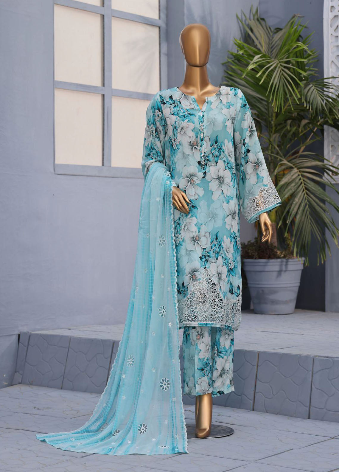 Majestic By HZ Textile Embroidered Khaddar 3 Piece Stitched Suit HZ25MT&D D-022 Majestic By HZ Textile Embroidered Khaddar 3 Piece Stitched Suit HZ25MT&D D-022