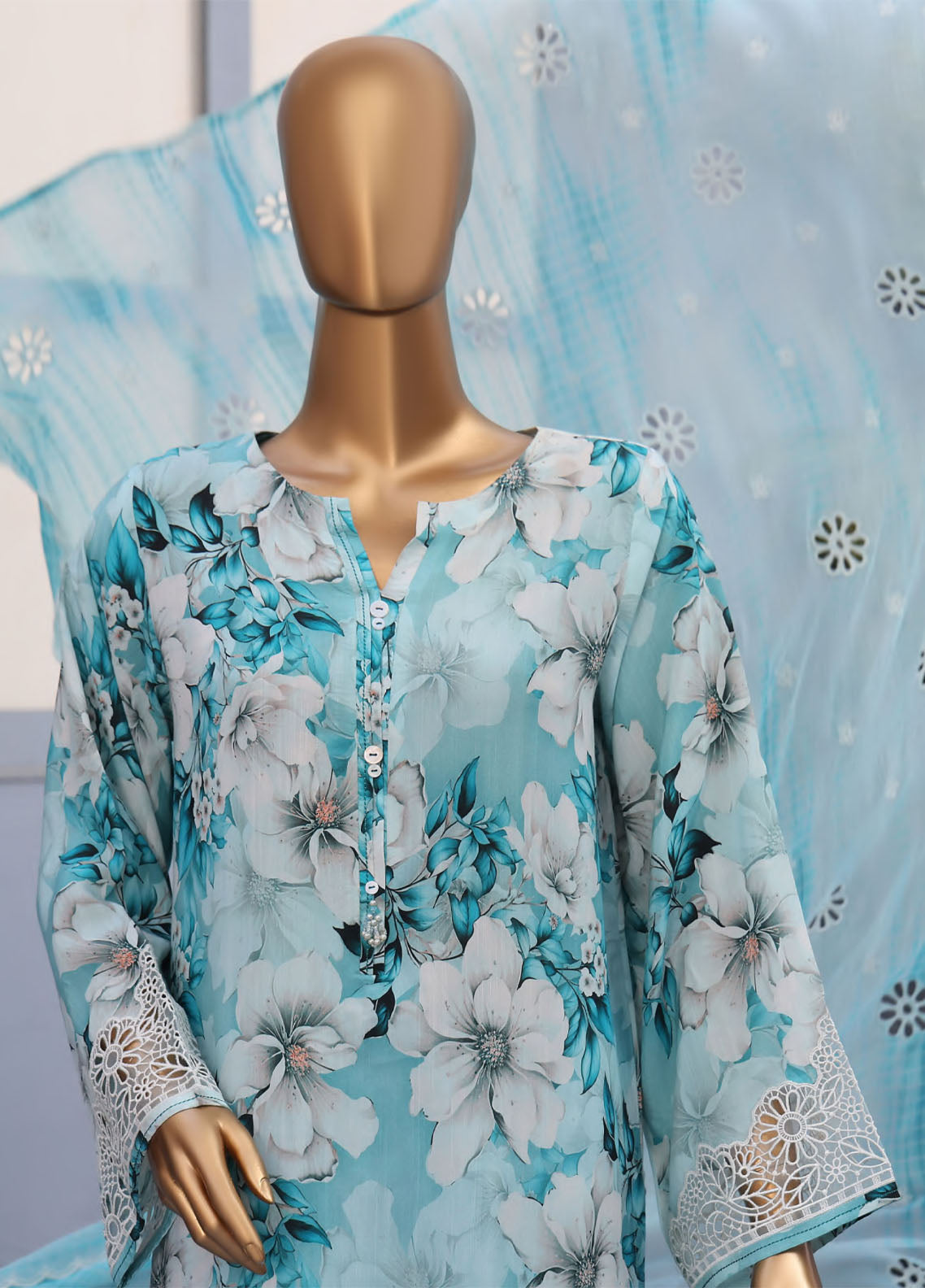 Majestic By HZ Textile Embroidered Khaddar 3 Piece Stitched Suit HZ25MT&D D-022 Majestic By HZ Textile Embroidered Khaddar 3 Piece Stitched Suit HZ25MT&D D-022