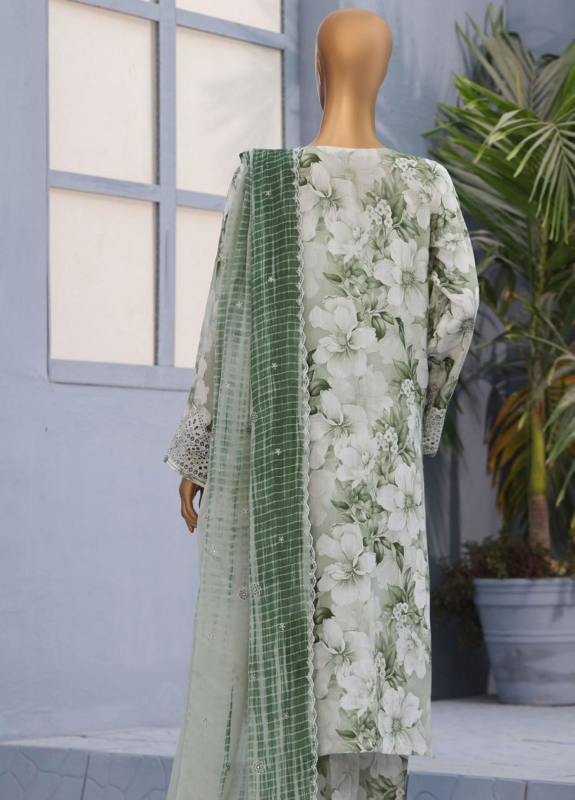 Majestic By HZ Textile Embroidered Khaddar 3 Piece Stitched Suit HZ25MT&D D-023 Majestic By HZ Textile Embroidered Khaddar 3 Piece Stitched Suit HZ25MT&D D-023