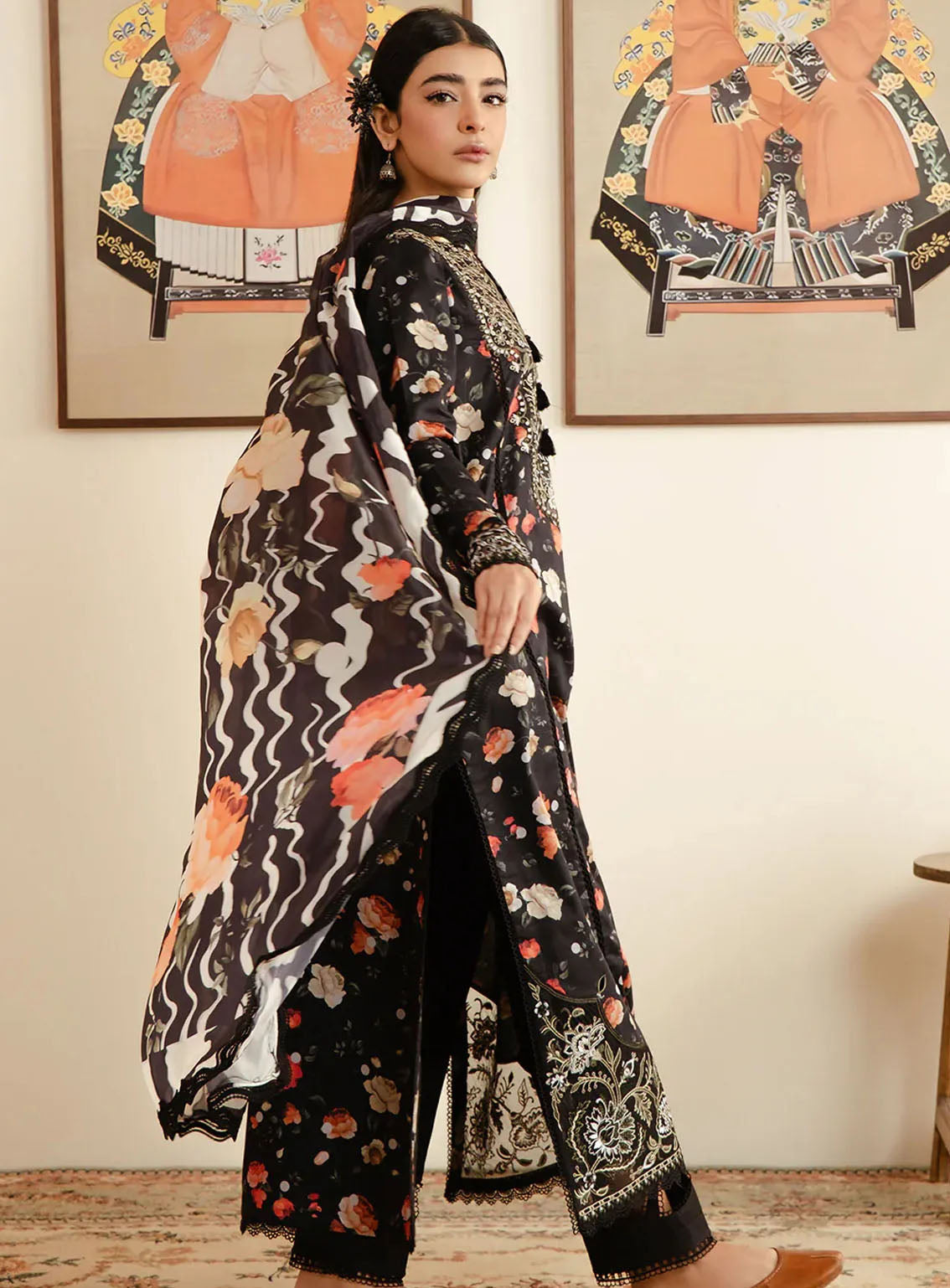 Malina By Afrozeh Printed Lawn 3 Piece Unstitched Suit AF24M D-07 VALERIA Malina By Afrozeh Printed Lawn 3 Piece Unstitched Suit AF24M D-07 VALERIA