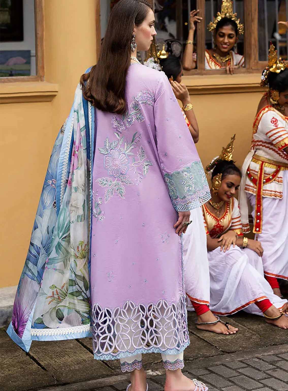 Manaram By Mushq Embroidered Lawn 3 Piece Unstitched Suit MQ25ML D-202 GLOWING PULSE Manaram By Mushq Embroidered Lawn 3 Piece Unstitched Suit MQ25ML D-202 GLOWING PULSE