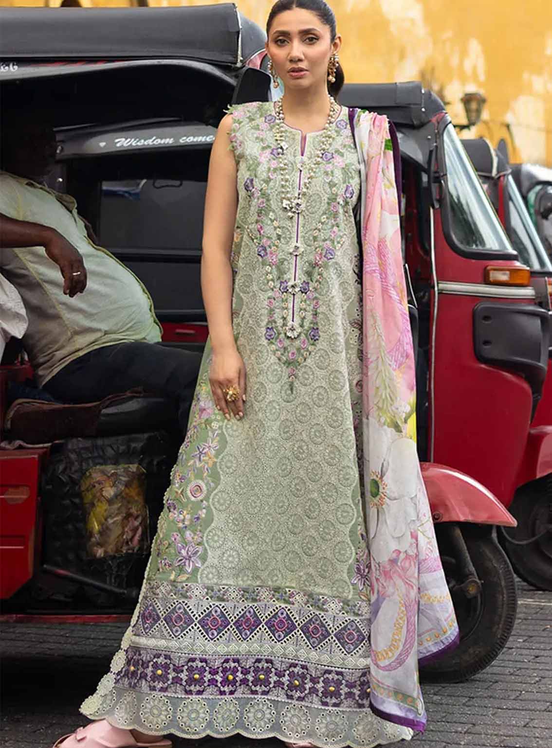 Manaram By Mushq Embroidered Lawn 3 Piece Unstitched Suit MQ25ML D-210 BEAMING DRIFT Manaram By Mushq Embroidered Lawn 3 Piece Unstitched Suit MQ25ML D-210 BEAMING DRIFT