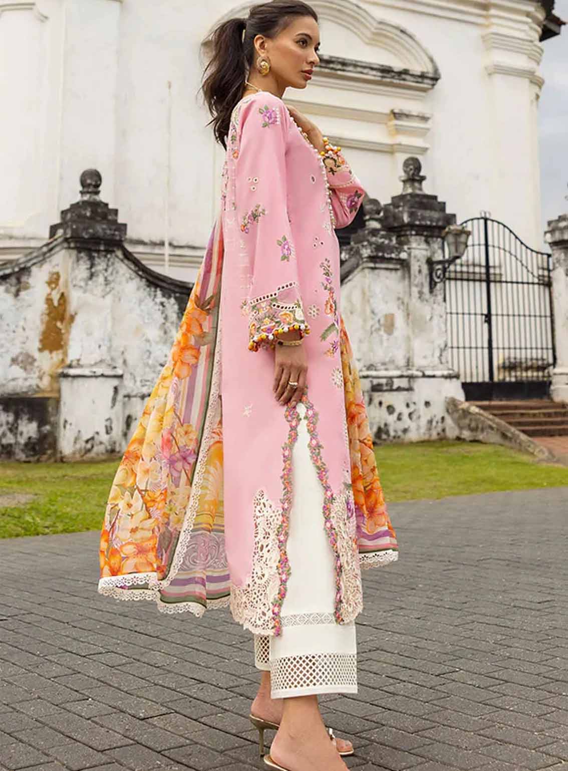 Manaram By Mushq Embroidered Lawn 3 Piece Unstitched Suit MQ25ML D-212 TWINKLING TEMPOS Manaram By Mushq Embroidered Lawn 3 Piece Unstitched Suit MQ25ML D-212 TWINKLING TEMPOS