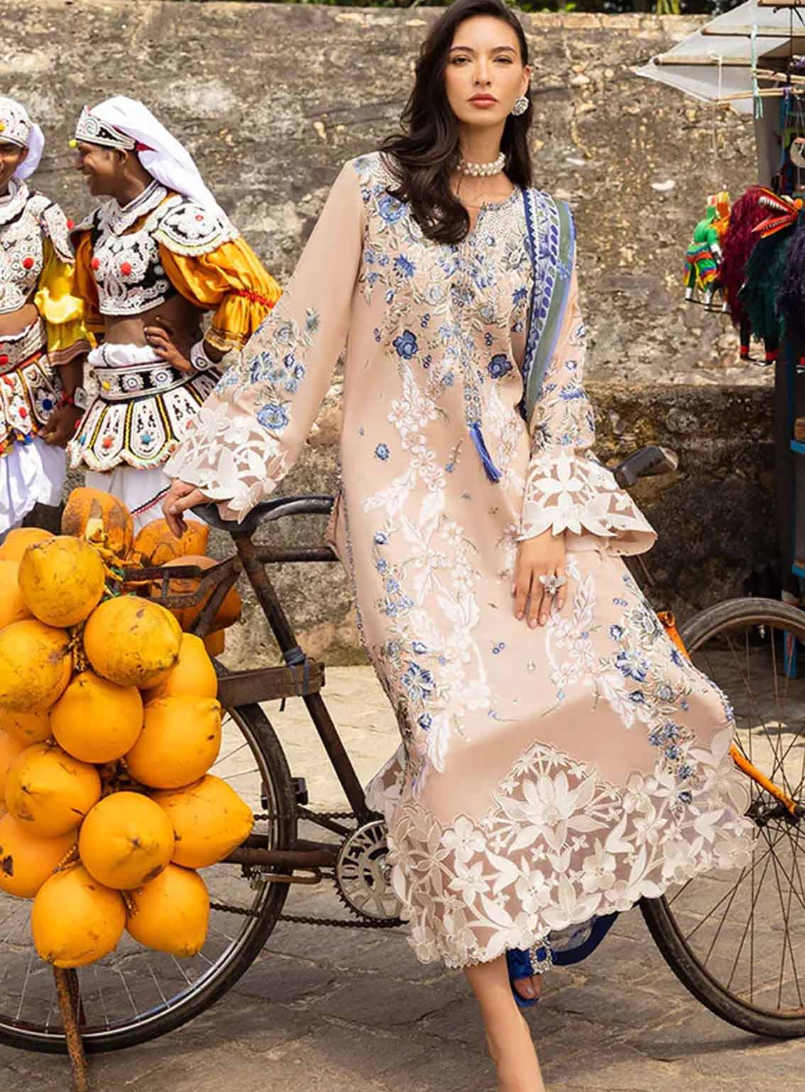 Manaram By Mushq Embroidered Lawn 3 Piece Unstitched Suit MQ25ML D-215 GLISTENING GROOVE Manaram By Mushq Embroidered Lawn 3 Piece Unstitched Suit MQ25ML D-215 GLISTENING GROOVE