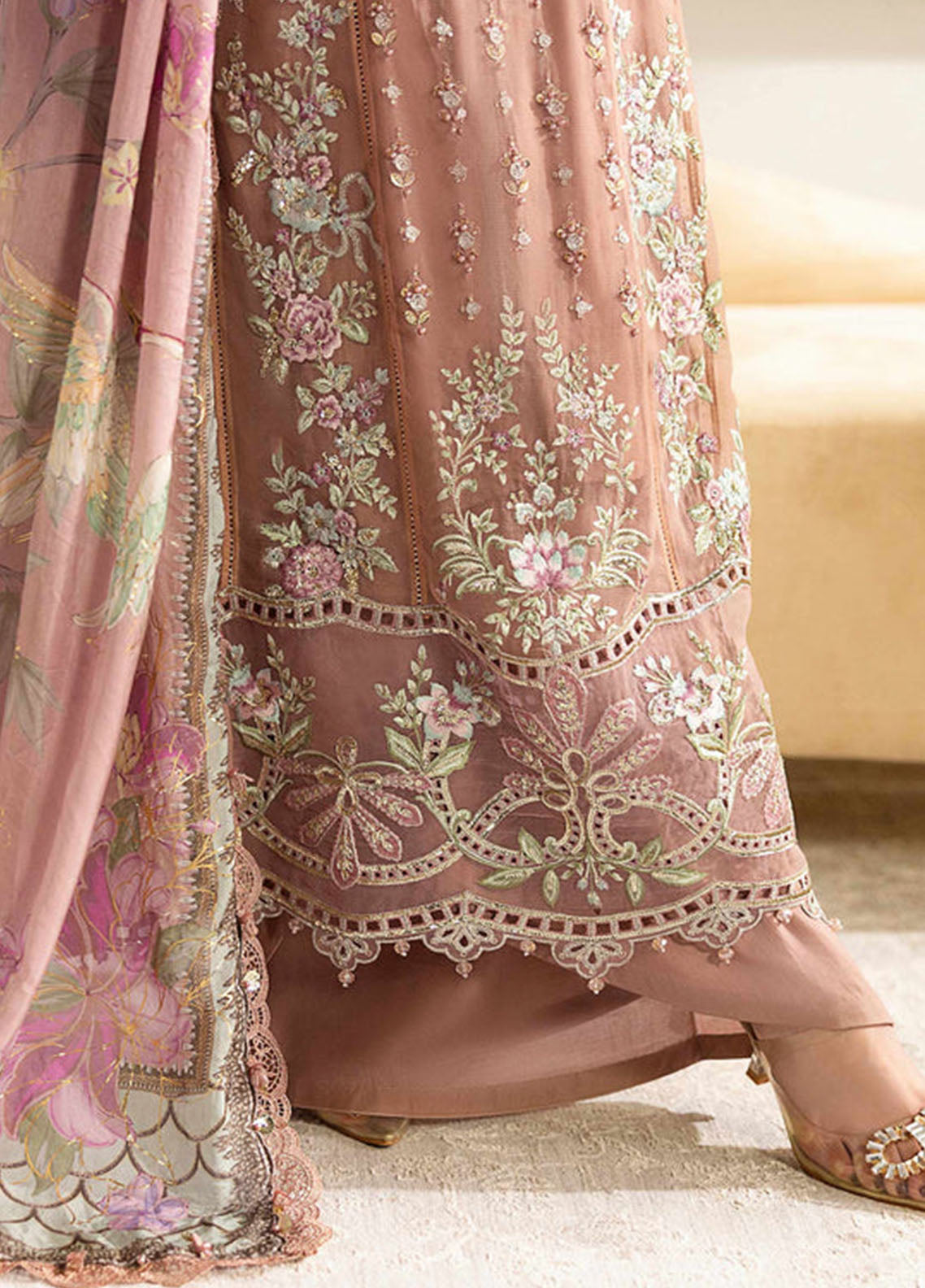 Maria B Embroidered Chiffon 3 Piece Unstitched Suit MB25C D-05 Maria B Embroidered Chiffon 3 Piece Unstitched Suit MB25C D-05