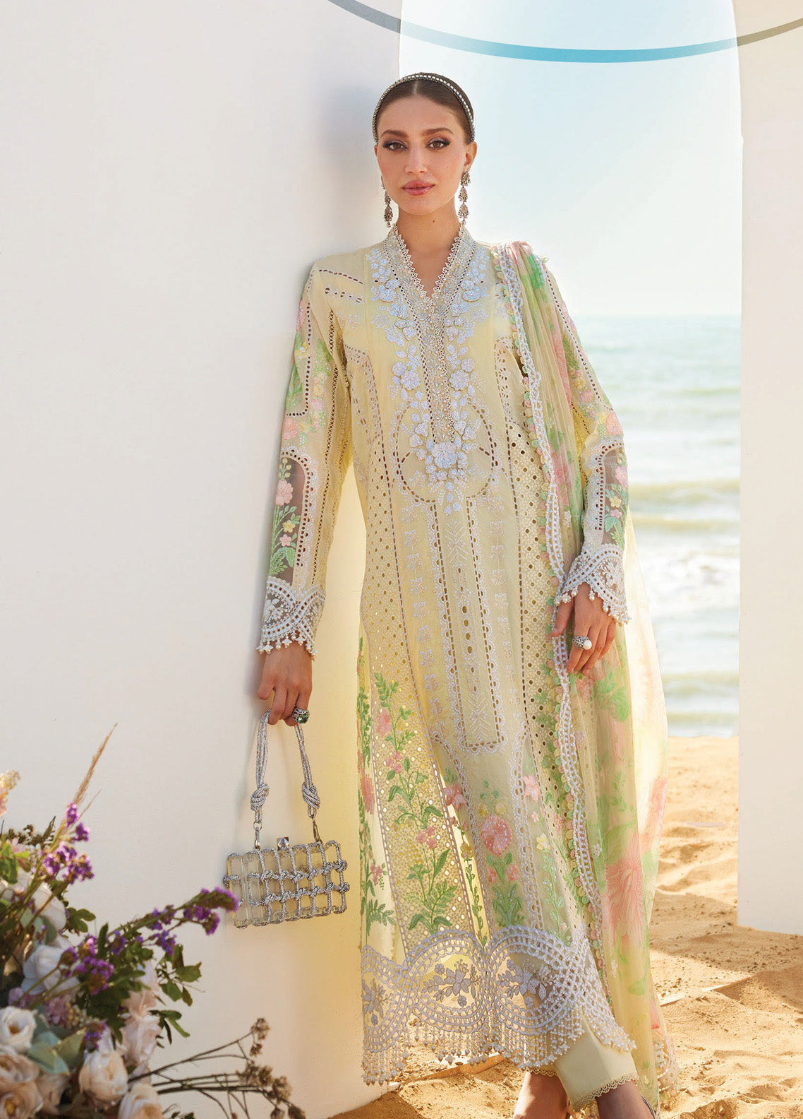 Maria B Embroidered Lawn 3 Piece Unstitched Suit MB25LL D-04 Maria B Embroidered Lawn 3 Piece Unstitched Suit MB25LL D-04