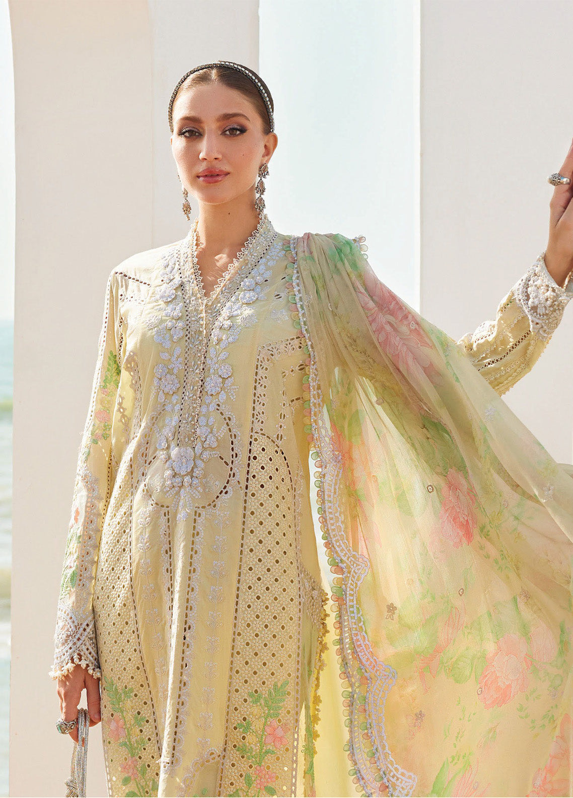 Maria B Embroidered Lawn 3 Piece Unstitched Suit MB25LL D-04 Maria B Embroidered Lawn 3 Piece Unstitched Suit MB25LL D-04