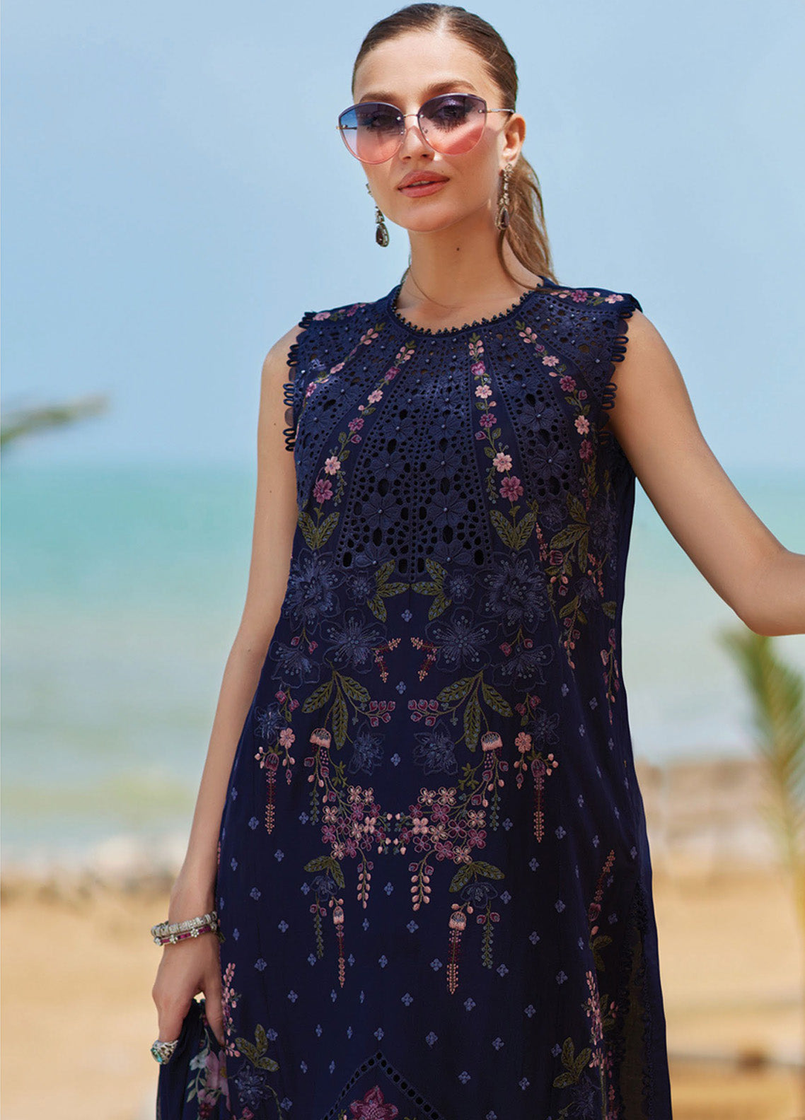 Maria B Embroidered Lawn 3 Piece Unstitched Suit MB25LL D-10 Maria B Embroidered Lawn 3 Piece Unstitched Suit MB25LL D-10