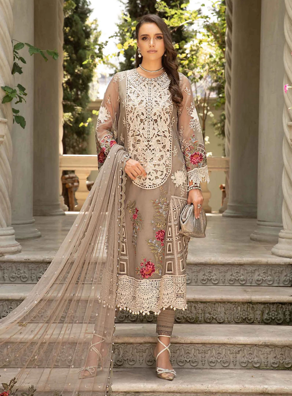 Maria B Luxury Embroidered Lawn Eid Edit-II 3 Piece Unstitched Suit MB24EE2 D-01 Maria B Luxury Embroidered Lawn Eid Edit-II 3 Piece Unstitched Suit MB24EE2 D-01