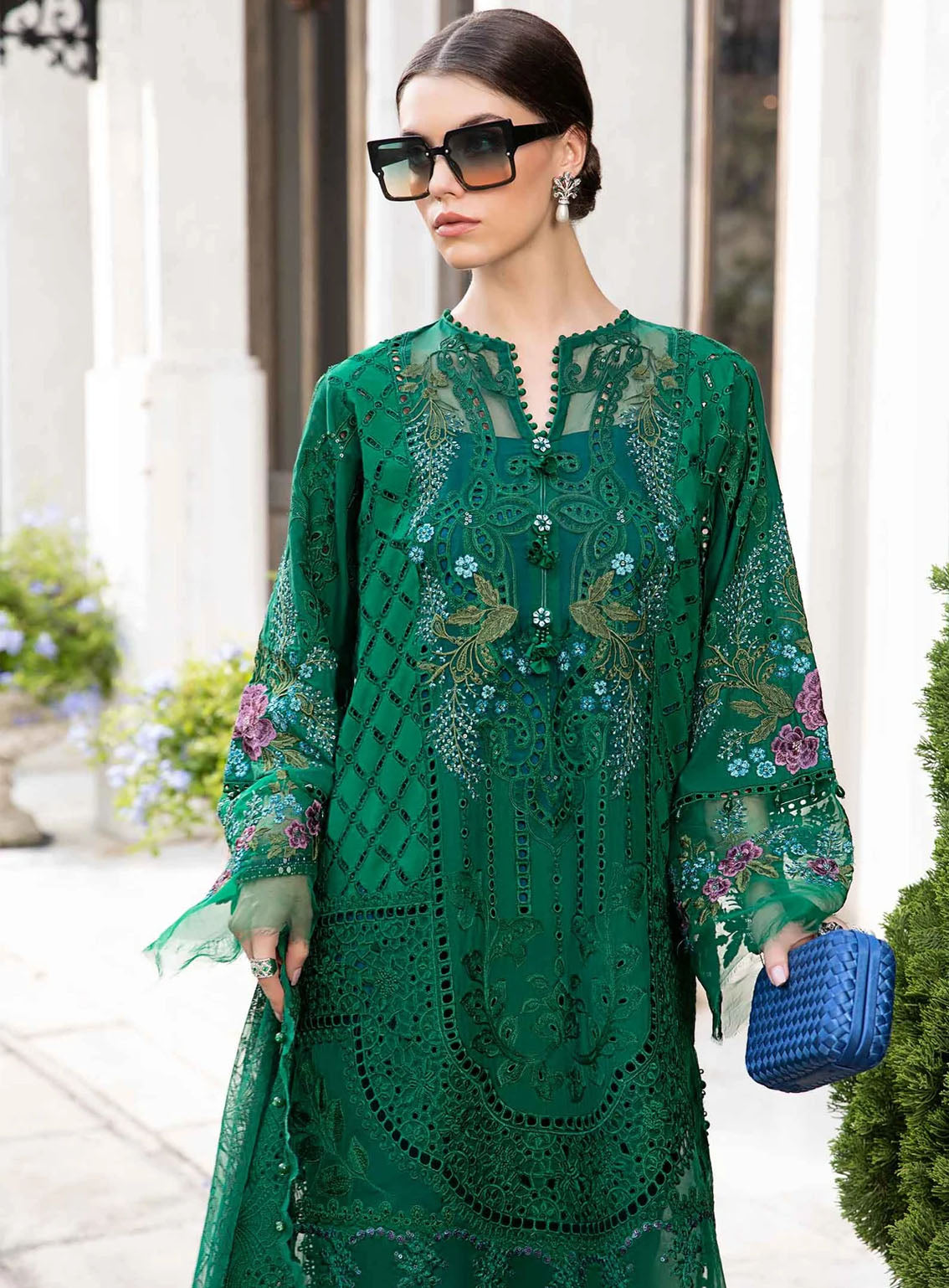 Maria B Luxury Embroidered Lawn Eid Edit-II 3 Piece Unstitched Suit MB24EE2 D-02 Maria B Luxury Embroidered Lawn Eid Edit-II 3 Piece Unstitched Suit MB24EE2 D-02
