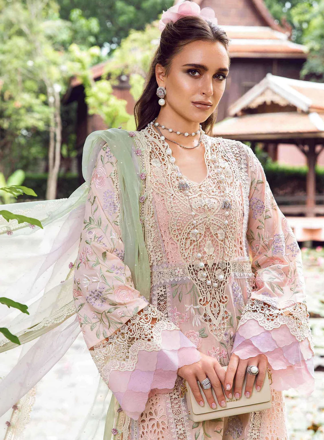 Maria B Luxury Embroidered Lawn Eid Edit-II 3 Piece Unstitched Suit MB24EE2 D-07 Maria B Luxury Embroidered Lawn Eid Edit-II 3 Piece Unstitched Suit MB24EE2 D-07