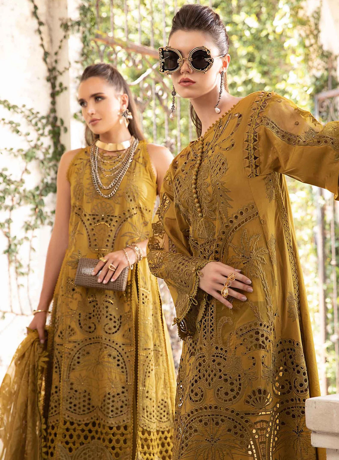 Maria B Luxury Embroidered Lawn Eid Edit-II 3 Piece Unstitched Suit MB24EE2 D-08 Maria B Luxury Embroidered Lawn Eid Edit-II 3 Piece Unstitched Suit MB24EE2 D-08