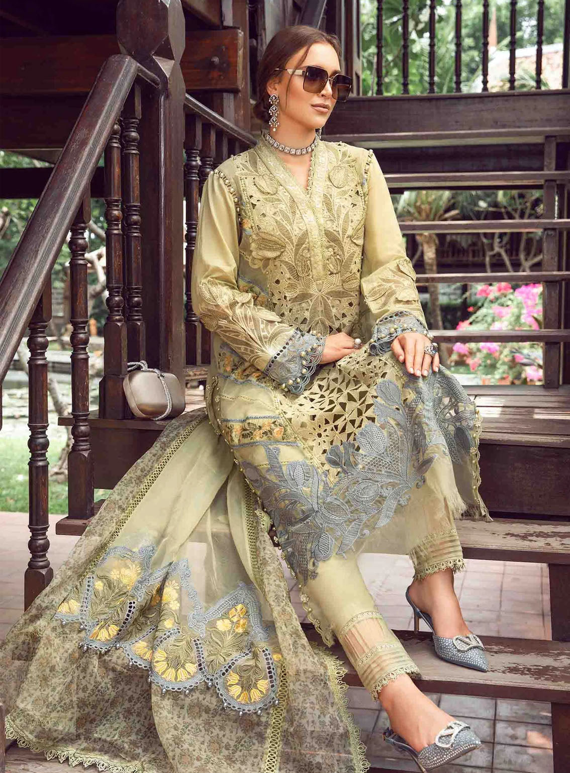 Maria B Luxury Embroidered Lawn Eid Edit-II 3 Piece Unstitched Suit MB24EE2 D-10 Maria B Luxury Embroidered Lawn Eid Edit-II 3 Piece Unstitched Suit MB24EE2 D-10