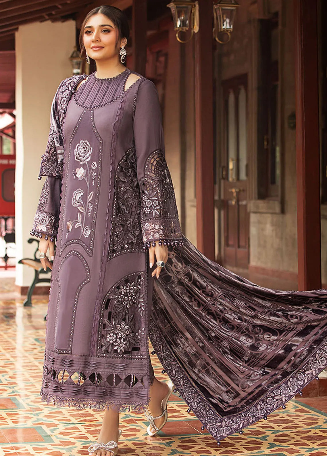 Maria B Winter Luxe Embroidered Linen 3 Piece Unstitched Suit MB24WL DL-1202 Maria B Winter Luxe Embroidered Linen 3 Piece Unstitched Suit MB24WL DL-1202
