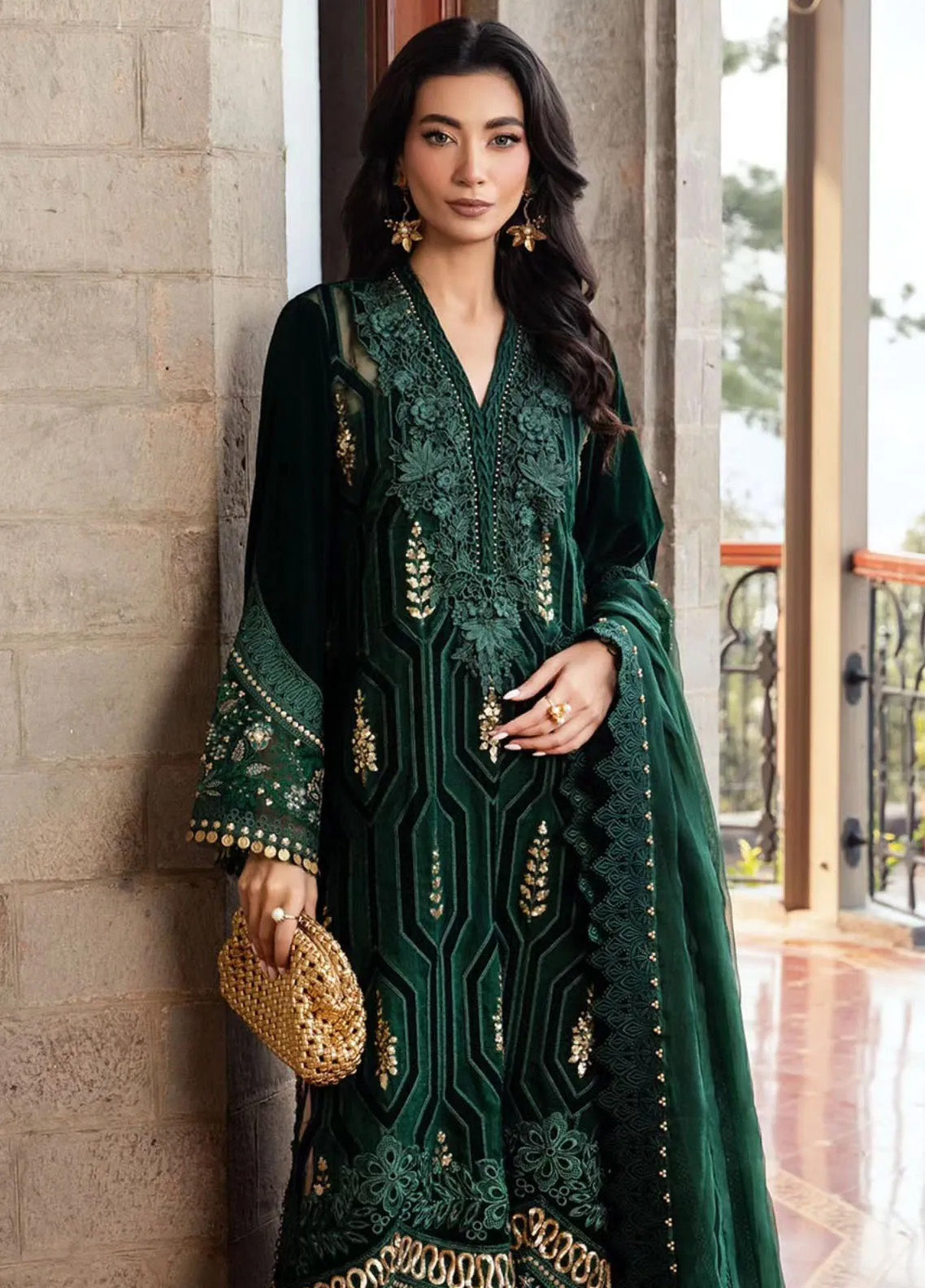 Maria B Winter Luxe Embroidered Velvet 3 Piece Unstitched Suit MB24WL DL-1212 Maria B Winter Luxe Embroidered Velvet 3 Piece Unstitched Suit MB24WL DL-1212