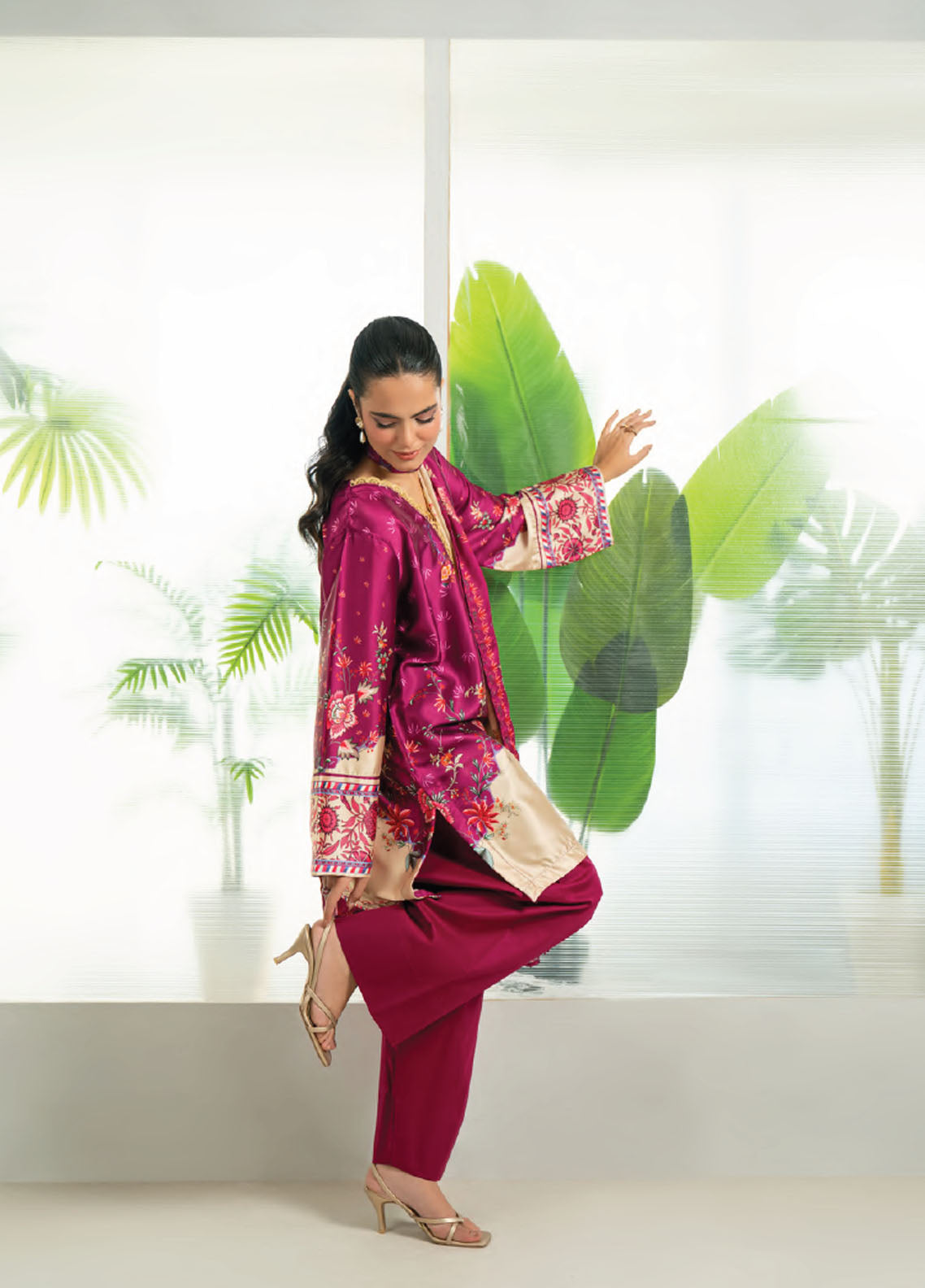 Marine By Rashid Textile Luxury Printed Silk 3 Piece Unstitched Suit RT25LS D-1003 Marine By Rashid Textile Luxury Printed Silk 3 Piece Unstitched Suit RT25LS D-1003