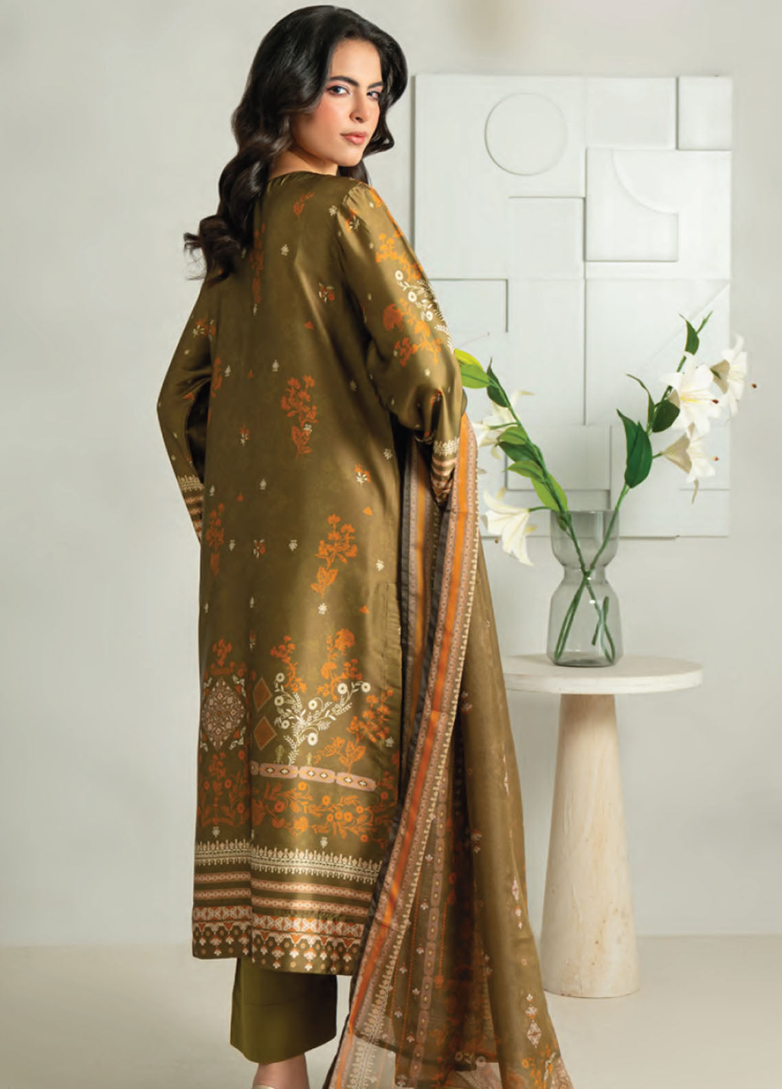 Marine By Rashid Textile Luxury Printed Silk 3 Piece Unstitched Suit RT25LS D-1009 Marine By Rashid Textile Luxury Printed Silk 3 Piece Unstitched Suit RT25LS D-1009