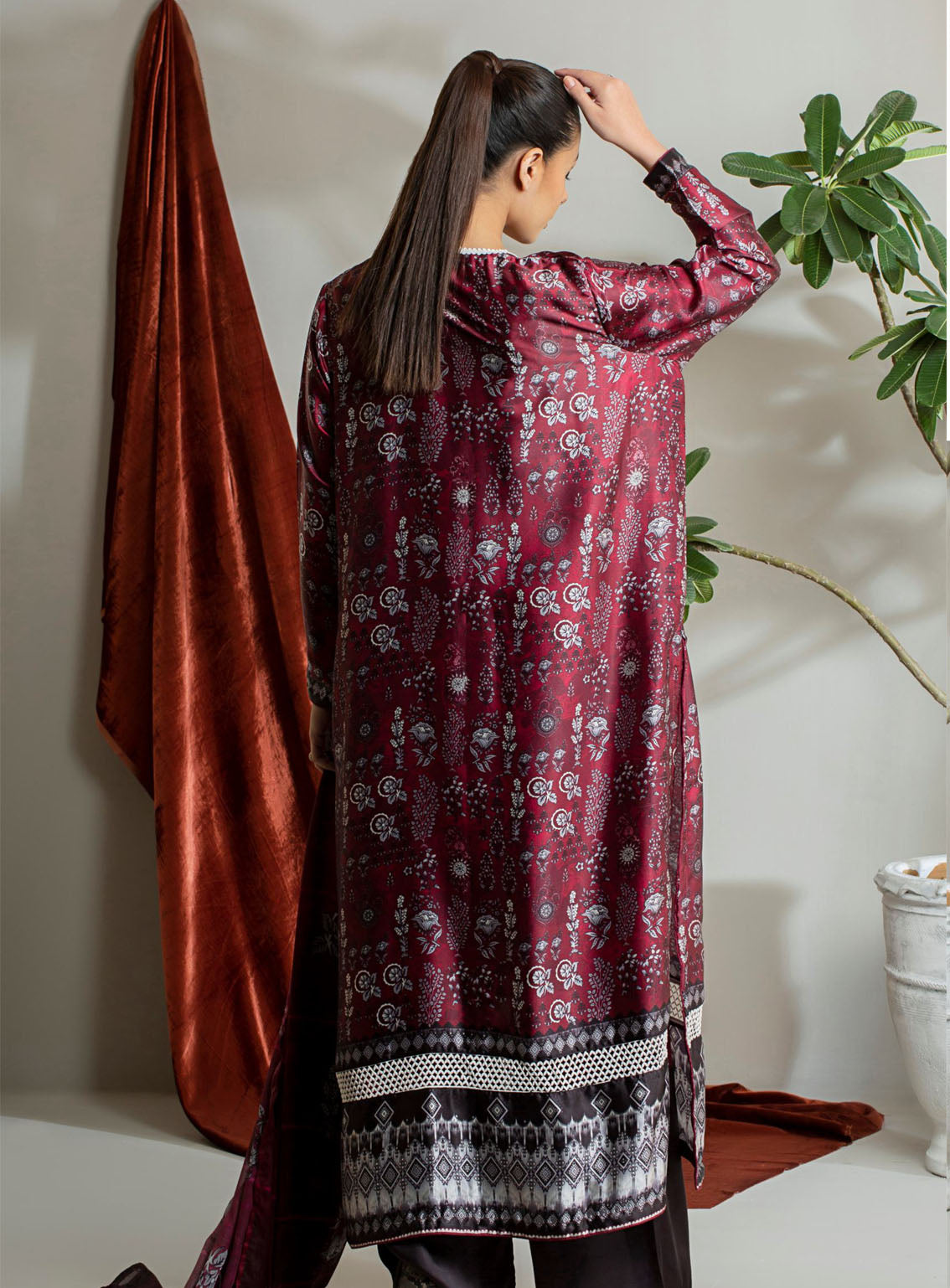 Marine By Rashid Textile Silk Luxury Printed 3 Piece Unstitched Suit RT24MV1 D-8284 Marine By Rashid Textile Silk Luxury Printed 3 Piece Unstitched Suit RT24MV1 D-8284