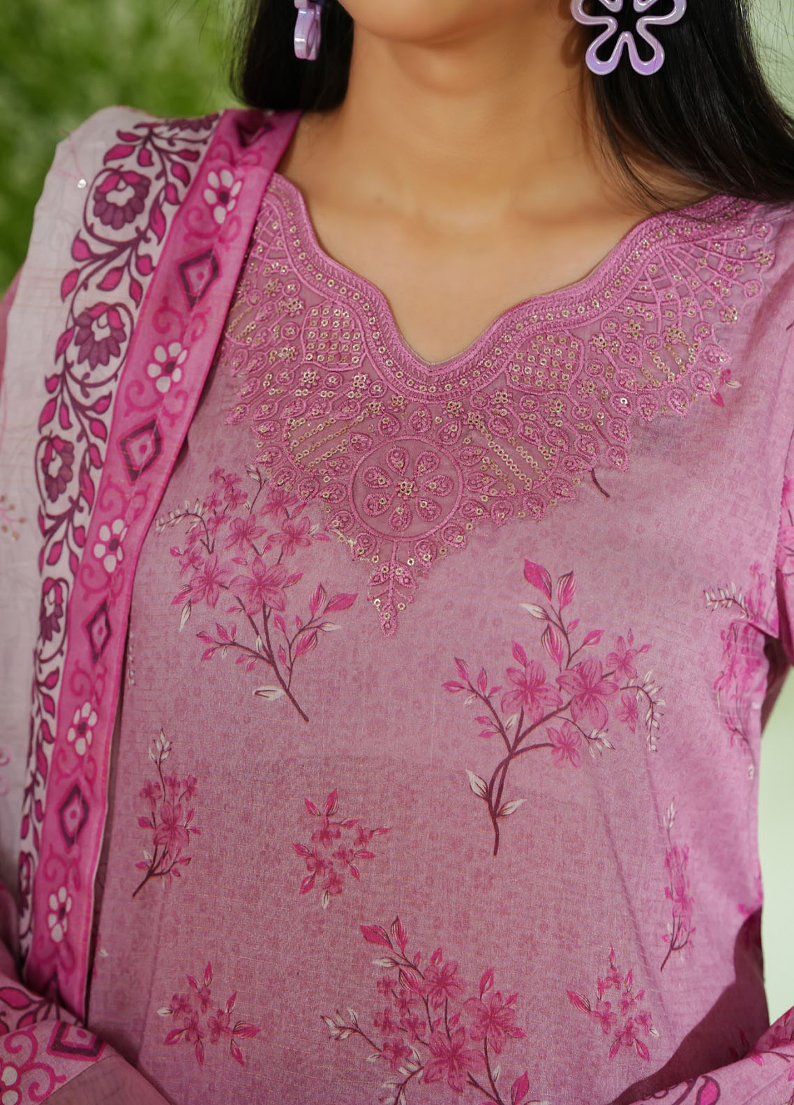 Mariyah By VS Textile Chikankari Embroidered Khaddar 3 Piece Unstitched Suit VS25MCED D-043 Mariyah By VS Textile Chikankari Embroidered Khaddar 3 Piece Unstitched Suit VS25MCED D-043