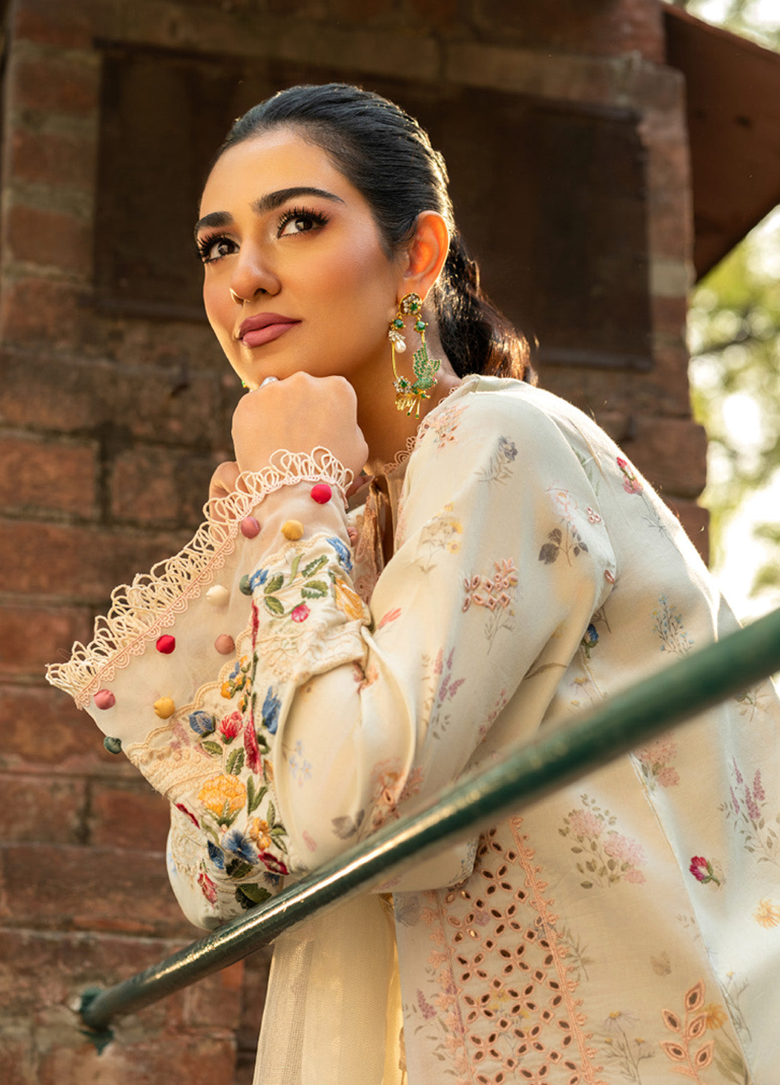 Maryam Hussain Embroidered Lawn 3 Piece Unstitched Suit MH25LLV2 D-BATIK Maryam Hussain Embroidered Lawn 3 Piece Unstitched Suit MH25LLV2 D-BATIK