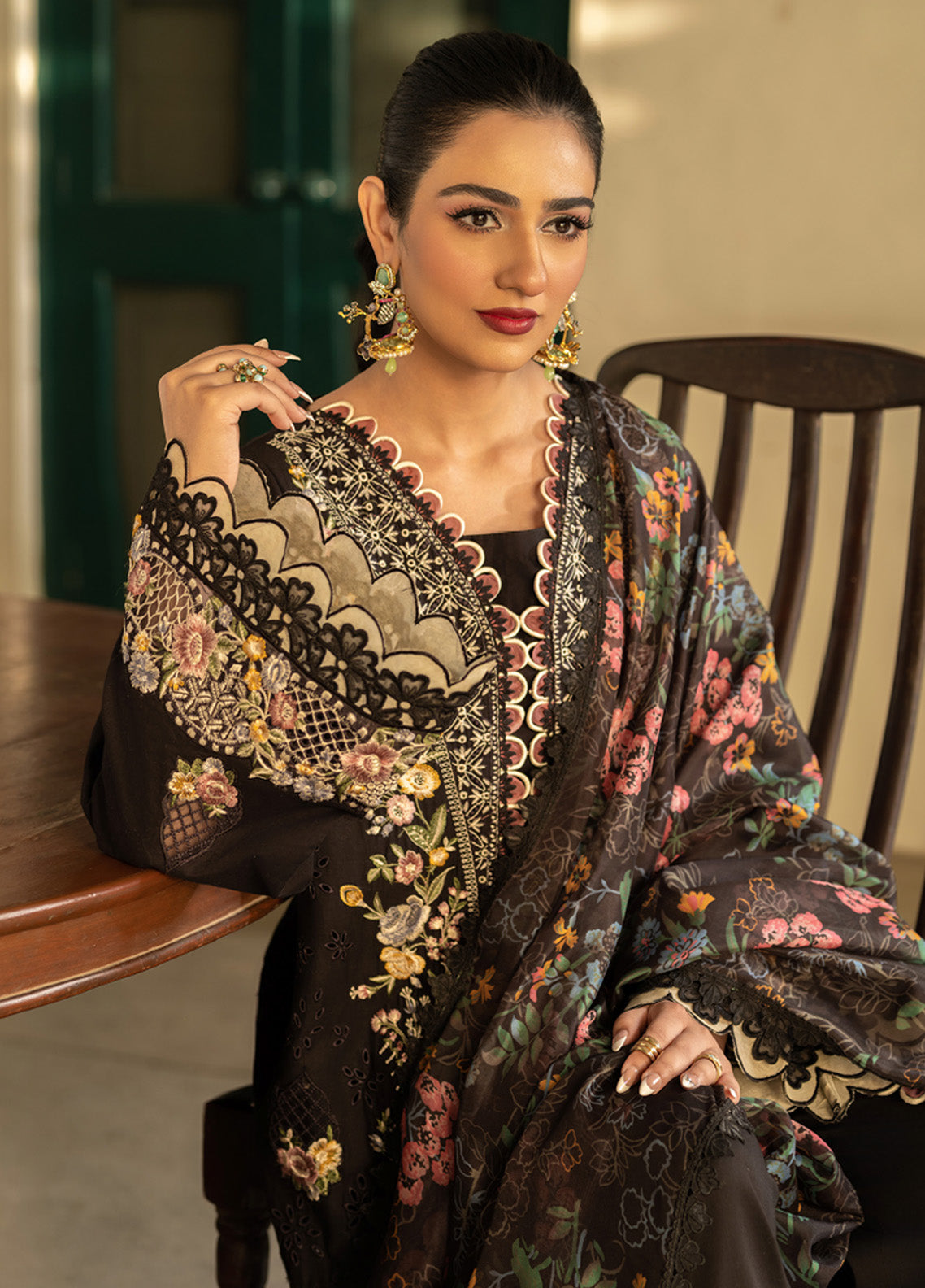Maryam Hussain Embroidered Lawn 3 Piece Unstitched Suit MH25LLV2 D-KOYAL Maryam Hussain Embroidered Lawn 3 Piece Unstitched Suit MH25LLV2 D-KOYAL