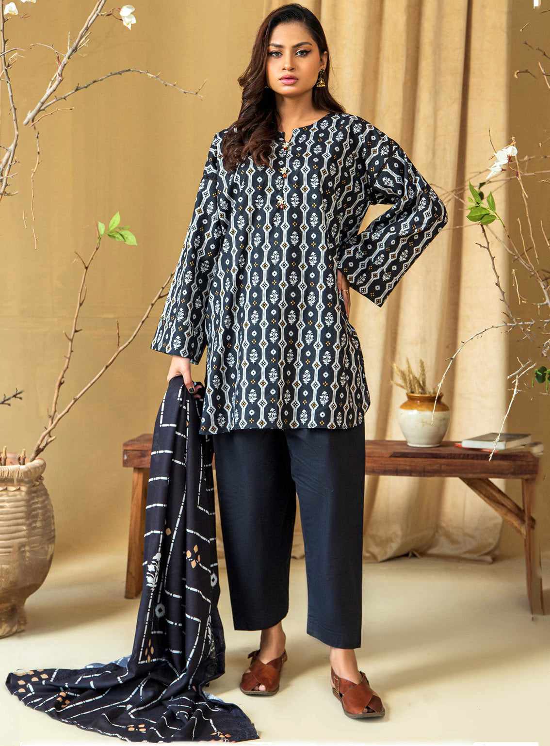 Mava By Rashid Textile Printed Khaddar 3 Piece Unstitched Suit RT24MWE D-8431 Mava By Rashid Textile Printed Khaddar 3 Piece Unstitched Suit RT24MWE D-8431