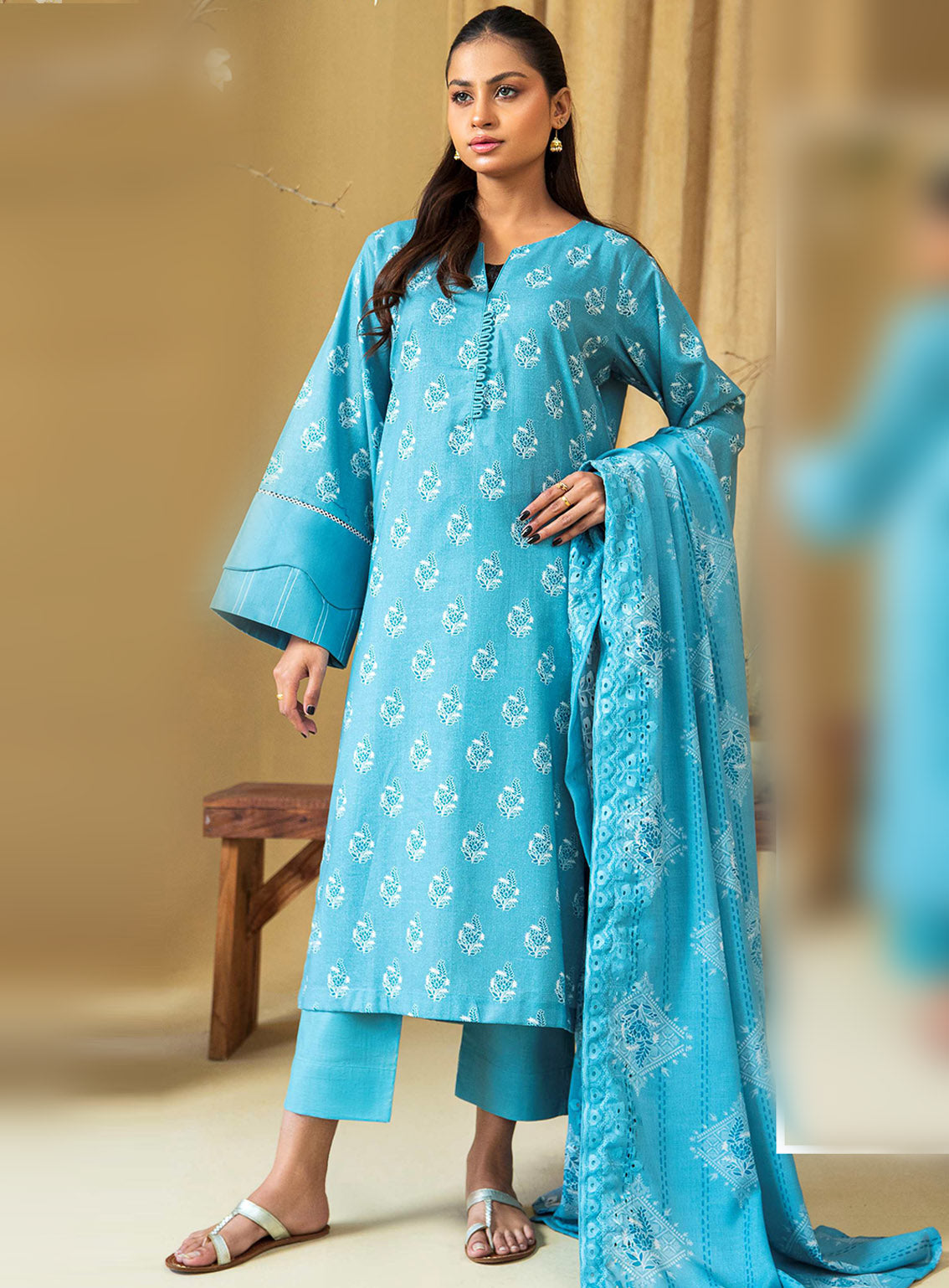 Mava By Rashid Textile Printed Khaddar 3 Piece Unstitched Suit RT24MWE D-8432 Mava By Rashid Textile Printed Khaddar 3 Piece Unstitched Suit RT24MWE D-8432