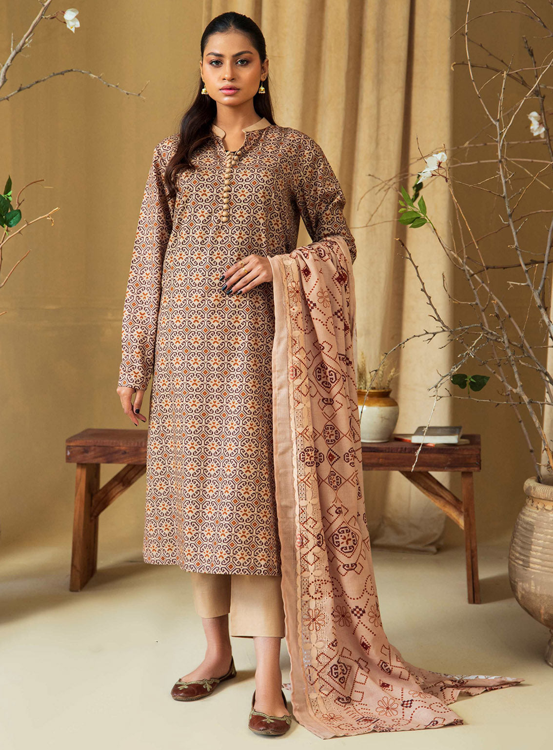 Mava By Rashid Textile Printed Khaddar 3 Piece Unstitched Suit RT24MWE D-8435 Mava By Rashid Textile Printed Khaddar 3 Piece Unstitched Suit RT24MWE D-8435