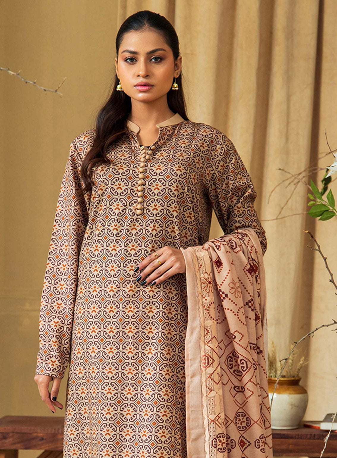 Mava By Rashid Textile Printed Khaddar 3 Piece Unstitched Suit RT24MWE D-8435 Mava By Rashid Textile Printed Khaddar 3 Piece Unstitched Suit RT24MWE D-8435