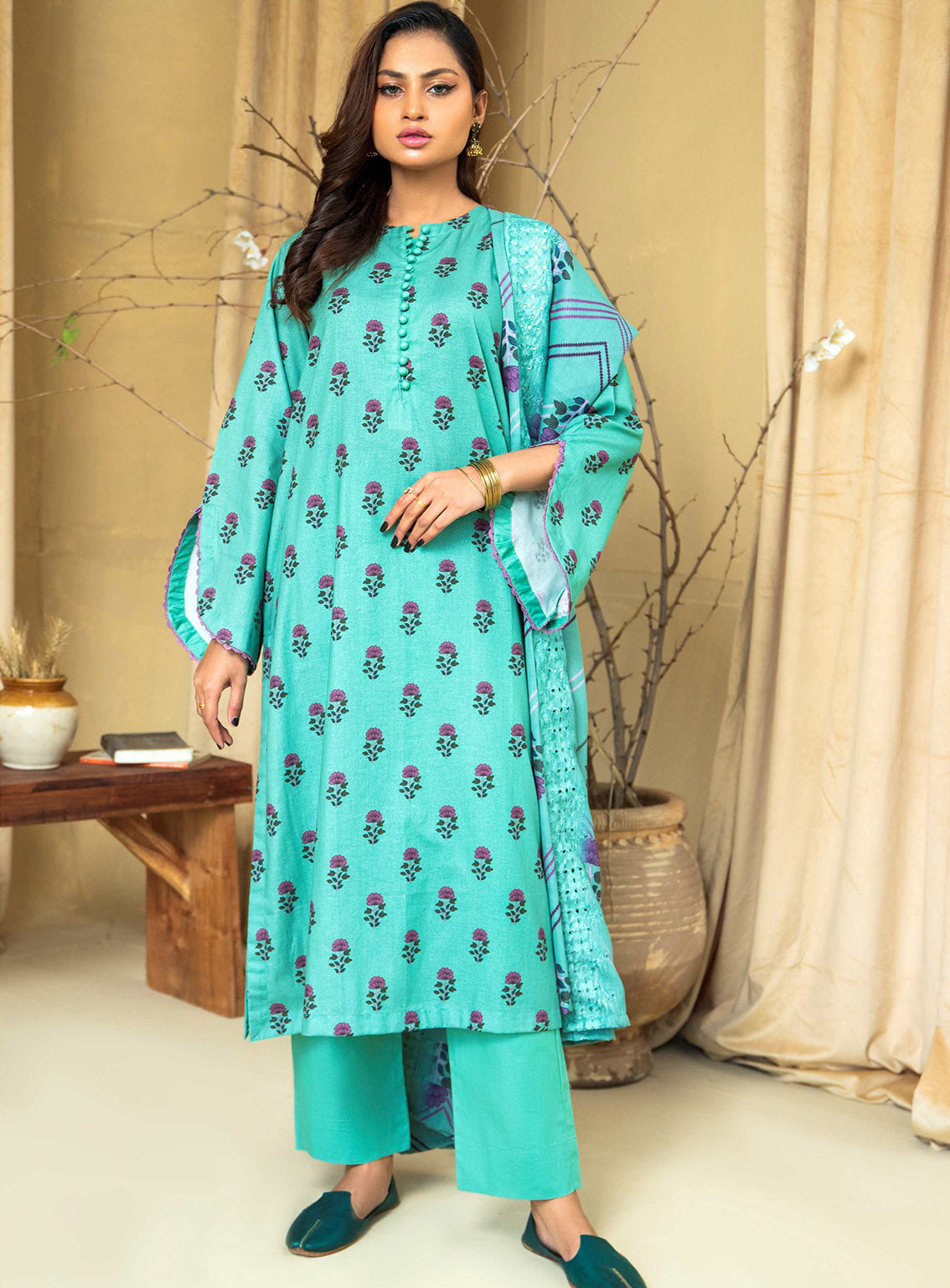 Mava By Rashid Textile Printed Khaddar 3 Piece Unstitched Suit RT24MWE D-8438 Mava By Rashid Textile Printed Khaddar 3 Piece Unstitched Suit RT24MWE D-8438