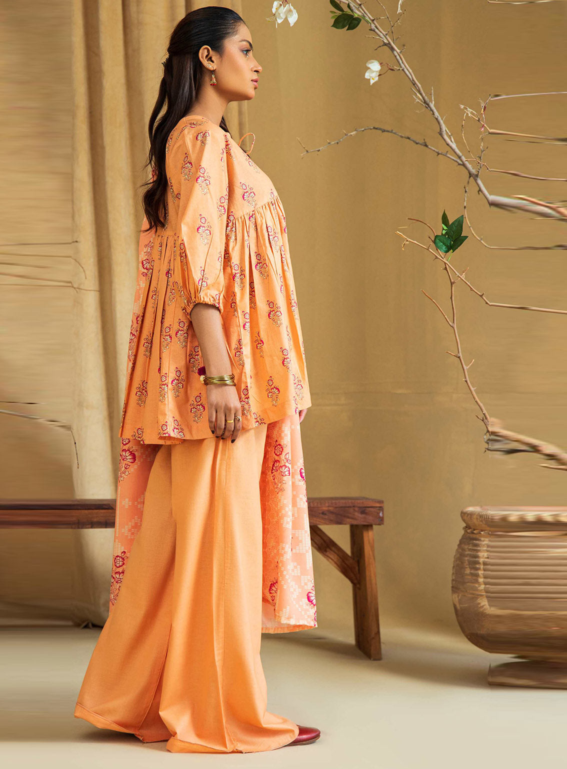 Mava By Rashid Textile Printed Khaddar 3 Piece Unstitched Suit RT24MWE D-8439 Mava By Rashid Textile Printed Khaddar 3 Piece Unstitched Suit RT24MWE D-8439