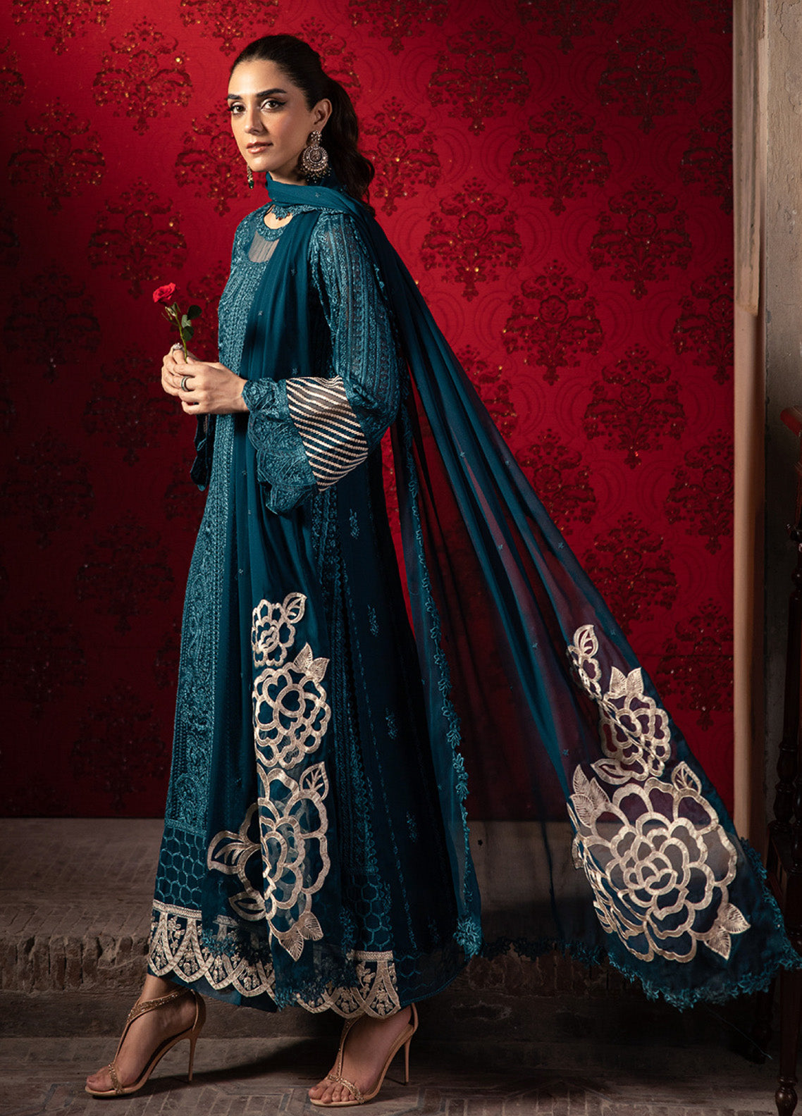 Maya Ali By Azure Embroidered Chiffon 3 Piece Unstitched Suit AZU24MAL D-EMERALD GRACE Maya Ali By Azure Embroidered Chiffon 3 Piece Unstitched Suit AZU24MAL D-EMERALD GRACE