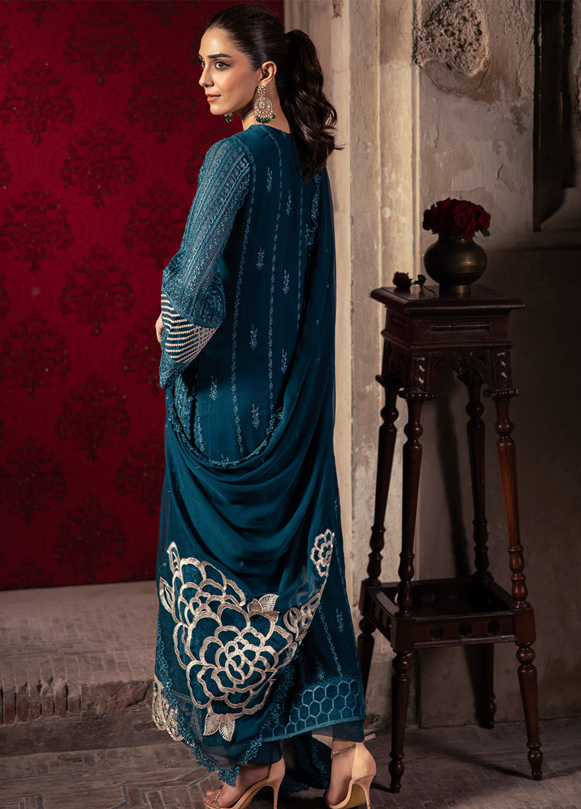 Maya Ali By Azure Embroidered Chiffon 3 Piece Unstitched Suit AZU24MAL D-EMERALD GRACE Maya Ali By Azure Embroidered Chiffon 3 Piece Unstitched Suit AZU24MAL D-EMERALD GRACE