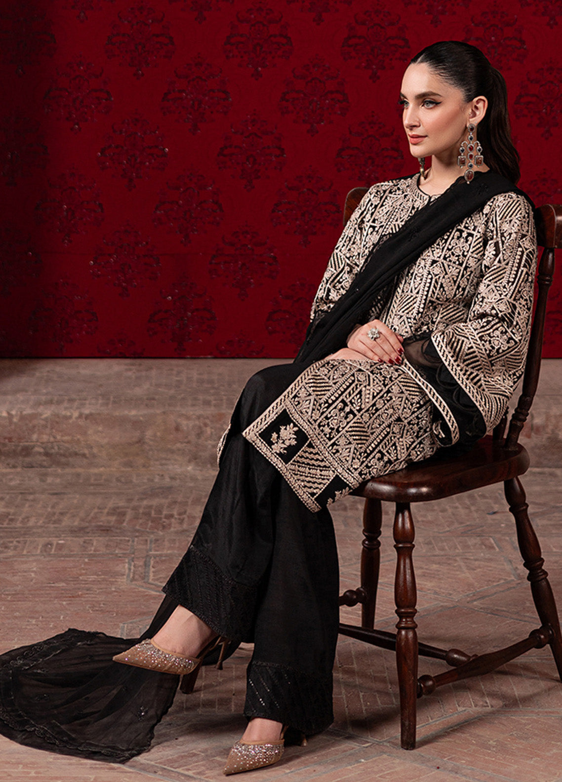 Maya Ali By Azure Embroidered Chiffon 3 Piece Unstitched Suit AZU24MAL D-URBAN MUSE Maya Ali By Azure Embroidered Chiffon 3 Piece Unstitched Suit AZU24MAL D-URBAN MUSE