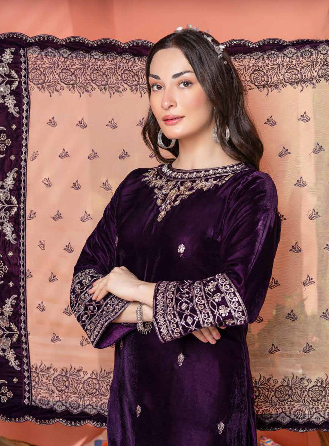 Maya By Schick Embroidered Velvet 3 Piece Unstitched Suit SDH24M D-02 Maya By Schick Embroidered Velvet 3 Piece Unstitched Suit SDH24M D-02