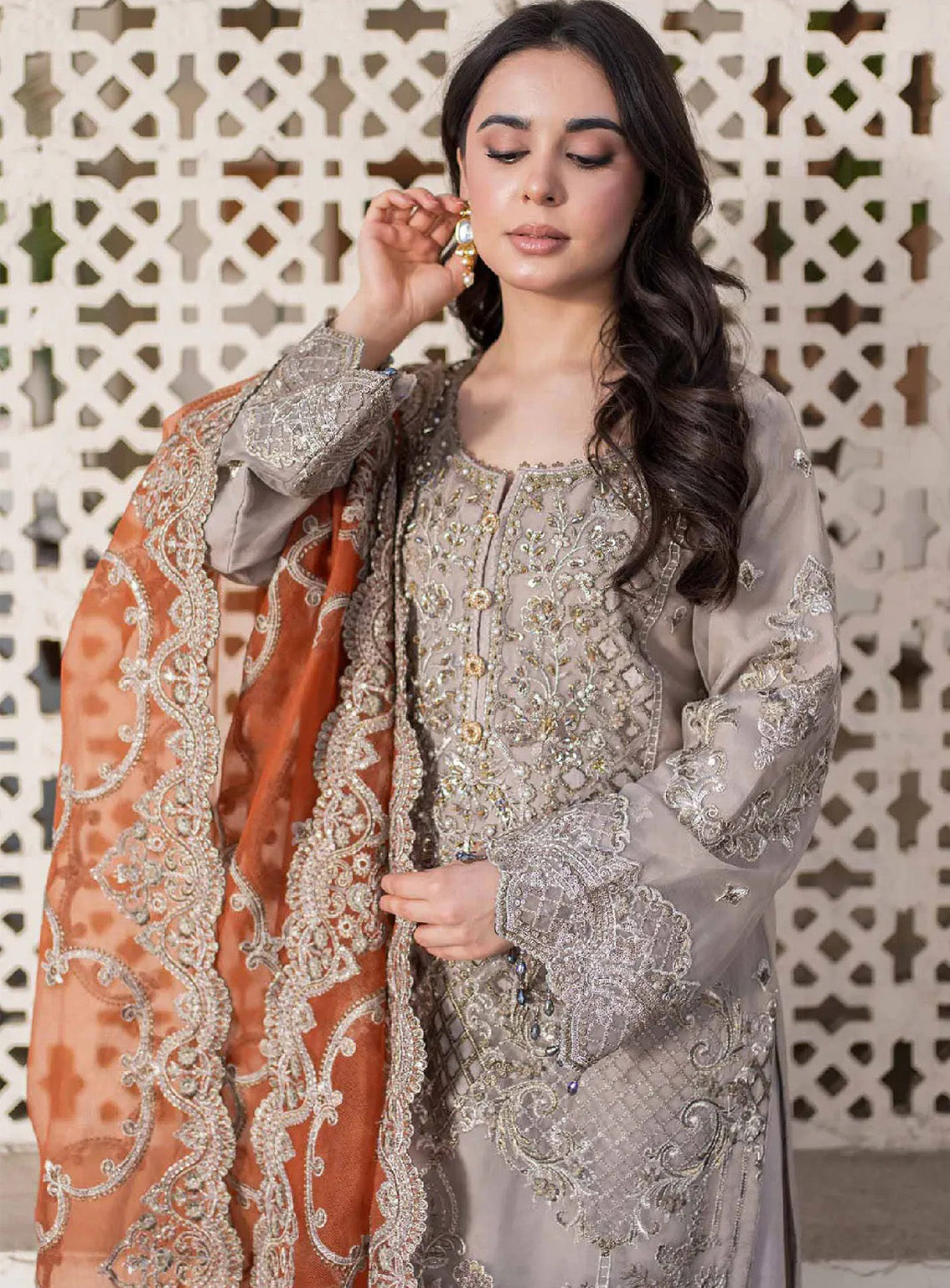 Meeras By Imrozia Embroidered Organza 3 Piece Unstitched Suit IM25MLE D-I-227 MISR Meeras By Imrozia Embroidered Organza 3 Piece Unstitched Suit IM25MLE D-I-227 MISR