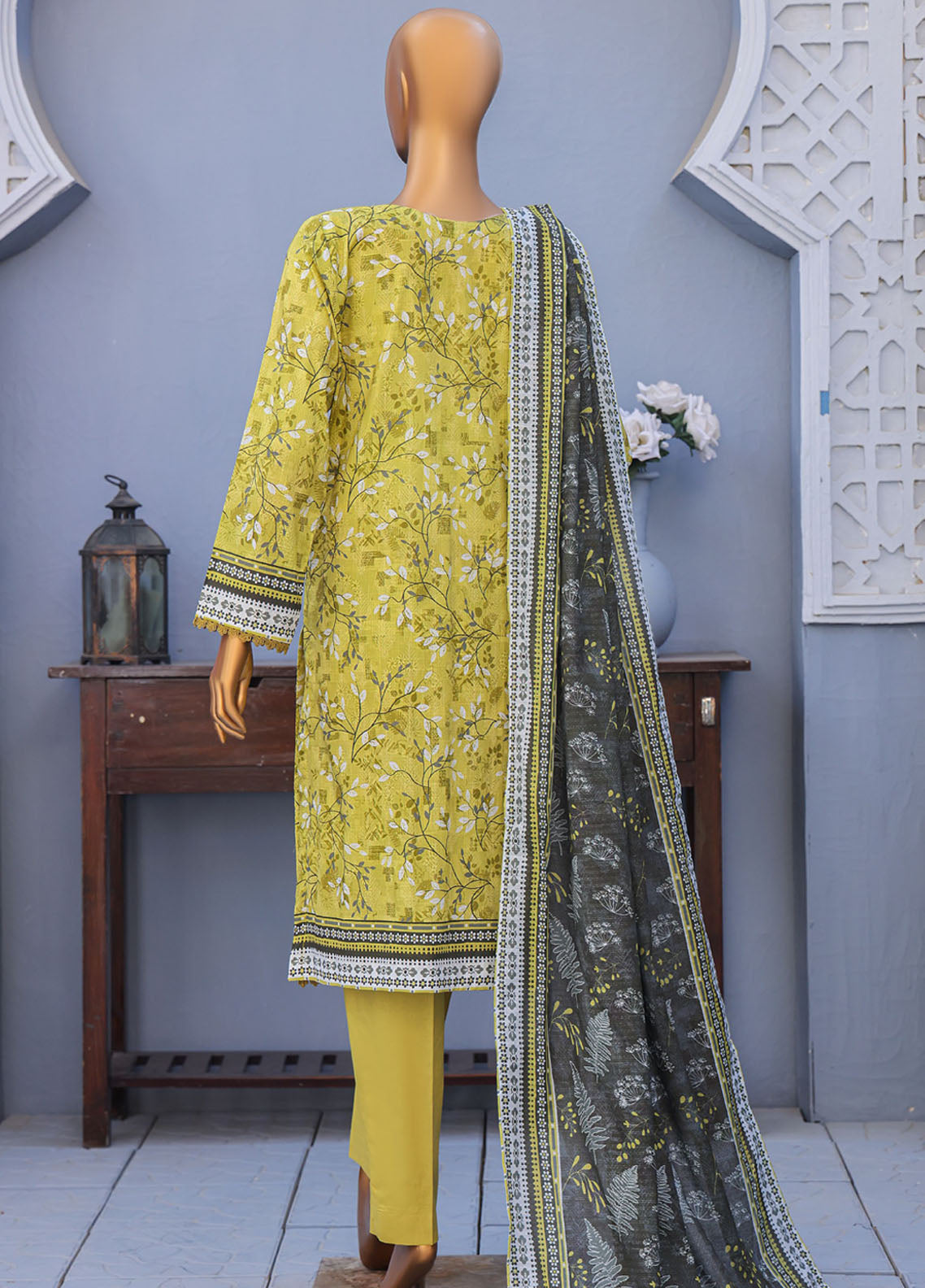 Mehak By HZ Textiles Embroidered Cross Slub Lawn 3 Piece Unstitched Suit HZ25MCS D-MCE-3044 Mehak By HZ Textiles Embroidered Cross Slub Lawn 3 Piece Unstitched Suit HZ25MCS D-MCE-3044