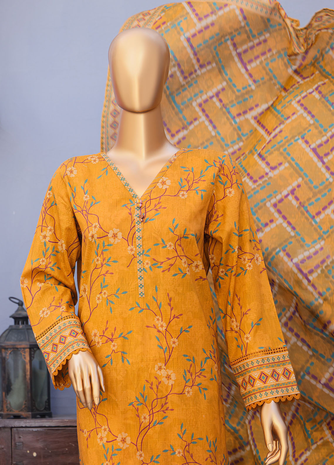 Mehak By HZ Textiles Embroidered Cross Slub Lawn 3 Piece Unstitched Suit HZ25MCS D-MCE-3045 Mehak By HZ Textiles Embroidered Cross Slub Lawn 3 Piece Unstitched Suit HZ25MCS D-MCE-3045