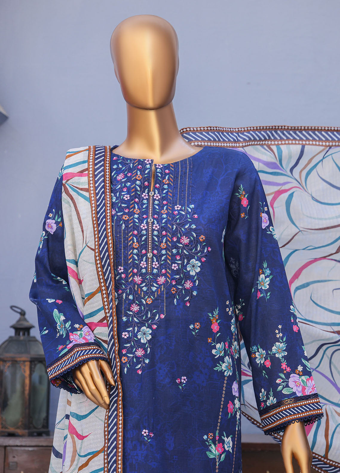 Mehak By HZ Textiles Embroidered Cross Slub Lawn 3 Piece Unstitched Suit HZ25MCS D-MCE-3049 Mehak By HZ Textiles Embroidered Cross Slub Lawn 3 Piece Unstitched Suit HZ25MCS D-MCE-3049