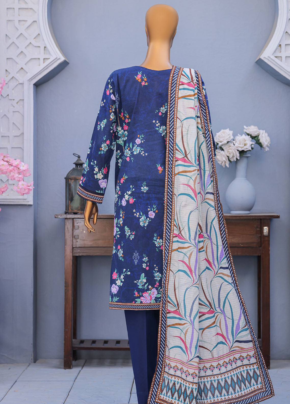 Mehak By HZ Textiles Embroidered Cross Slub Lawn 3 Piece Unstitched Suit HZ25MCS D-MCE-3049 Mehak By HZ Textiles Embroidered Cross Slub Lawn 3 Piece Unstitched Suit HZ25MCS D-MCE-3049