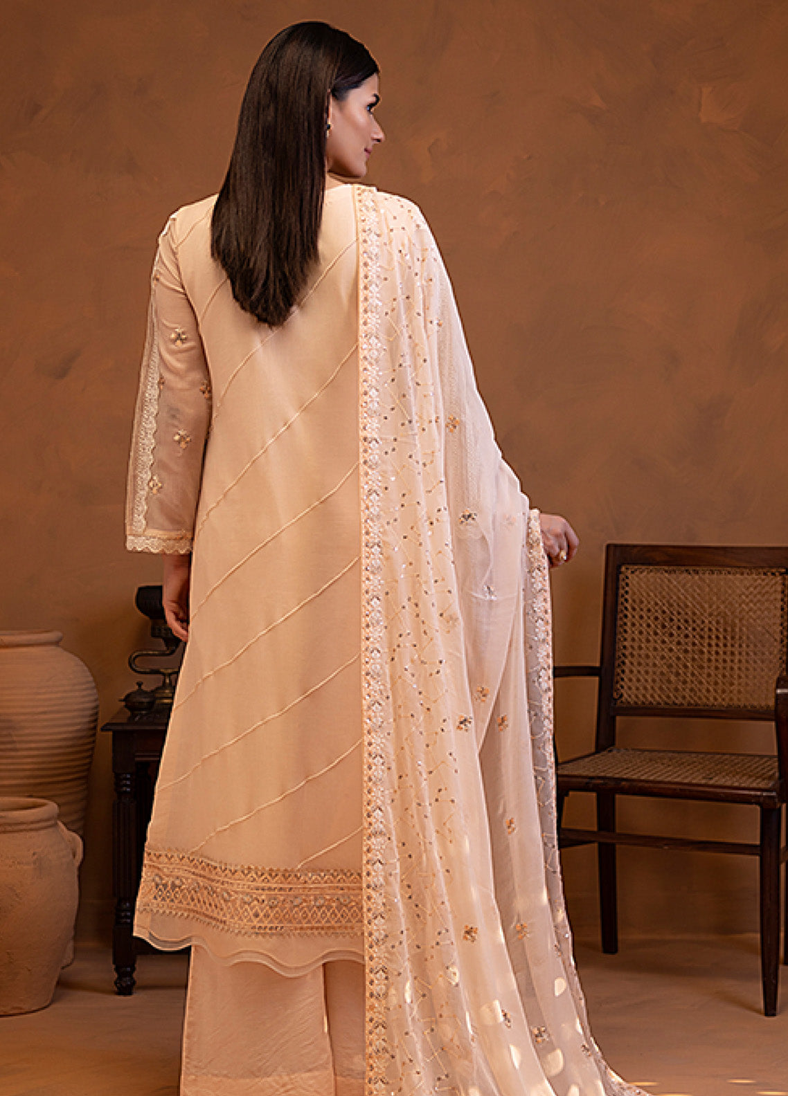 Mehar By Shamooz Embroidered Chiffon 3 Piece Unstitched Suit SZ24F DIYAR SU-117 Mehar By Shamooz Embroidered Chiffon 3 Piece Unstitched Suit SZ24F DIYAR SU-117