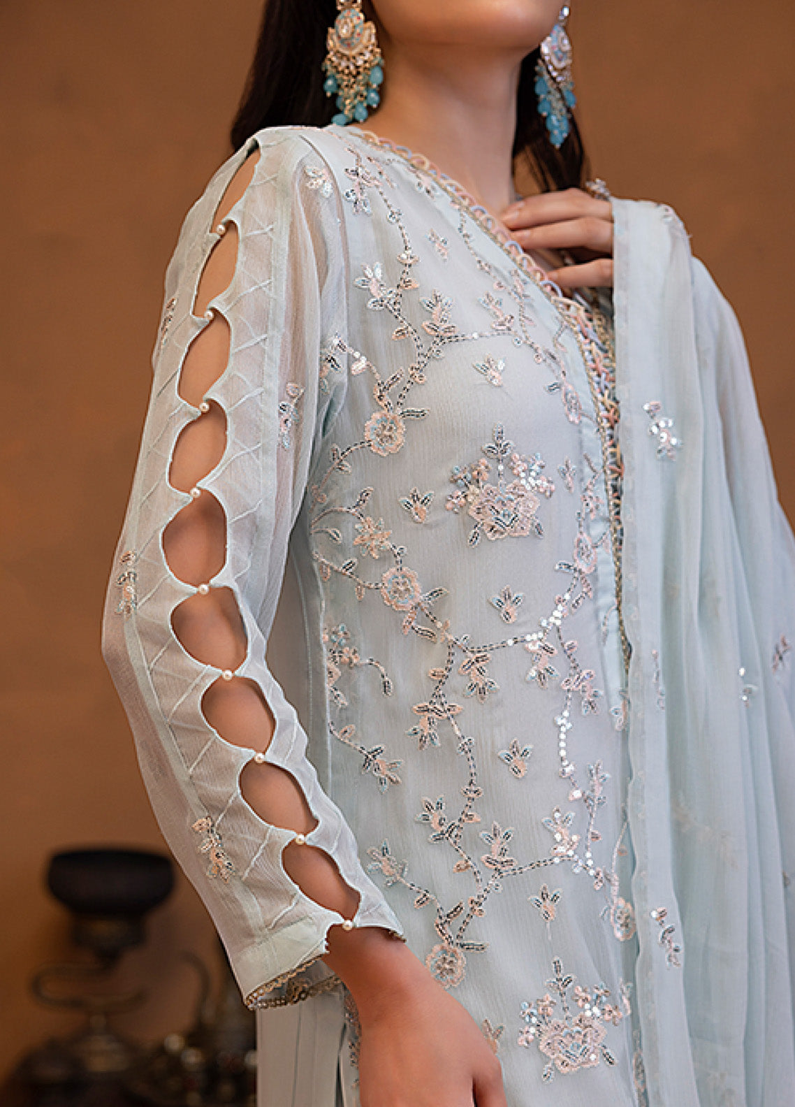 Mehar By Shamooz Embroidered Chiffon 3 Piece Unstitched Suit SZ24F MEHMAL SU-113 Mehar By Shamooz Embroidered Chiffon 3 Piece Unstitched Suit SZ24F MEHMAL SU-113