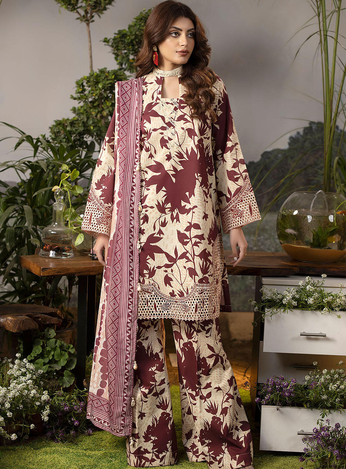 Mehr By Sahane Embroidered Lawn 3 Piece Unstitched Suit SNE24M CT-9002 DIVINE SPLENDOR Mehr By Sahane Embroidered Lawn 3 Piece Unstitched Suit SNE24M CT-9002 DIVINE SPLENDOR