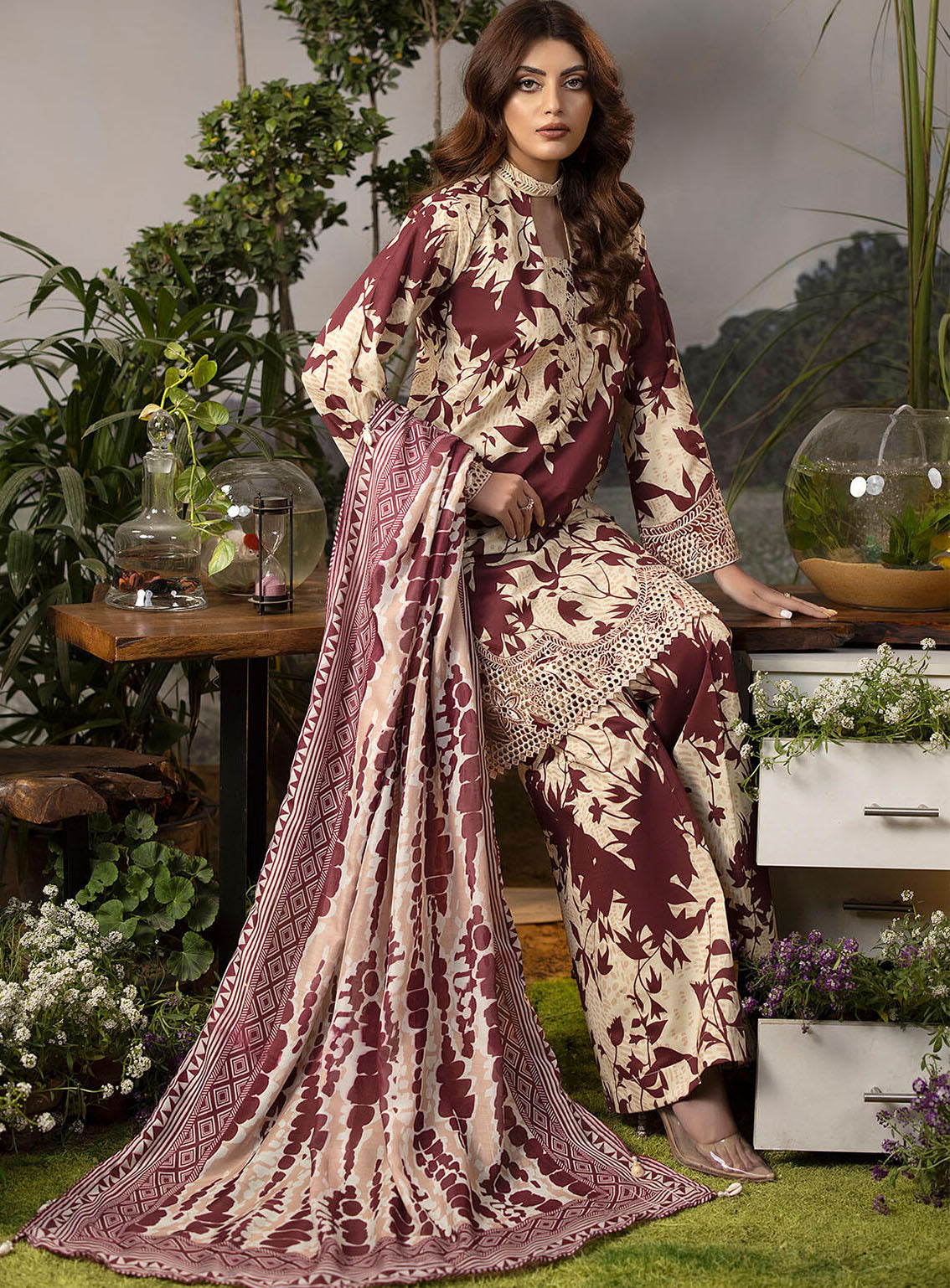 Mehr By Sahane Embroidered Lawn 3 Piece Unstitched Suit SNE24M CT-9002 DIVINE SPLENDOR Mehr By Sahane Embroidered Lawn 3 Piece Unstitched Suit SNE24M CT-9002 DIVINE SPLENDOR